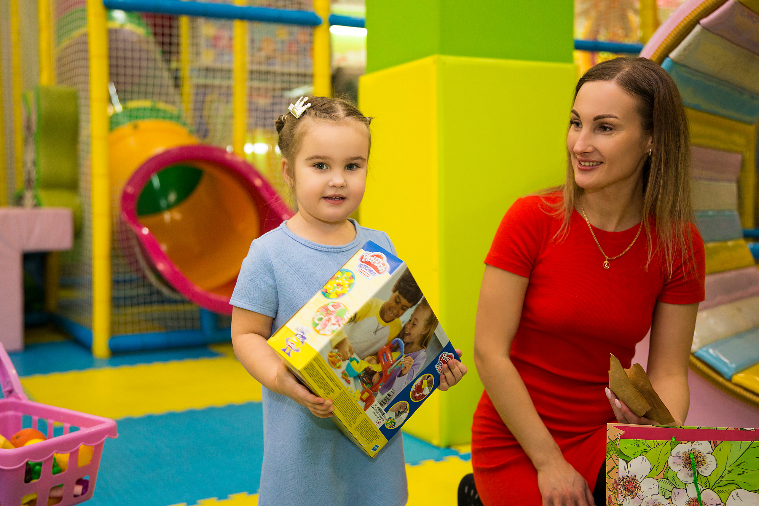 День рождения в игровой комнате. Семейный и свадебный фотограф в Санкт-Петербурге Татьяна Швыкова