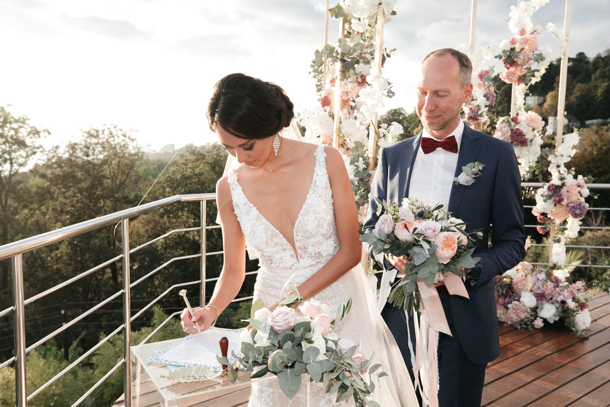 Свадебная фотосессия на вилле в Сочи. Свадебный, репортажный фотограф Дмитрий Макарченко