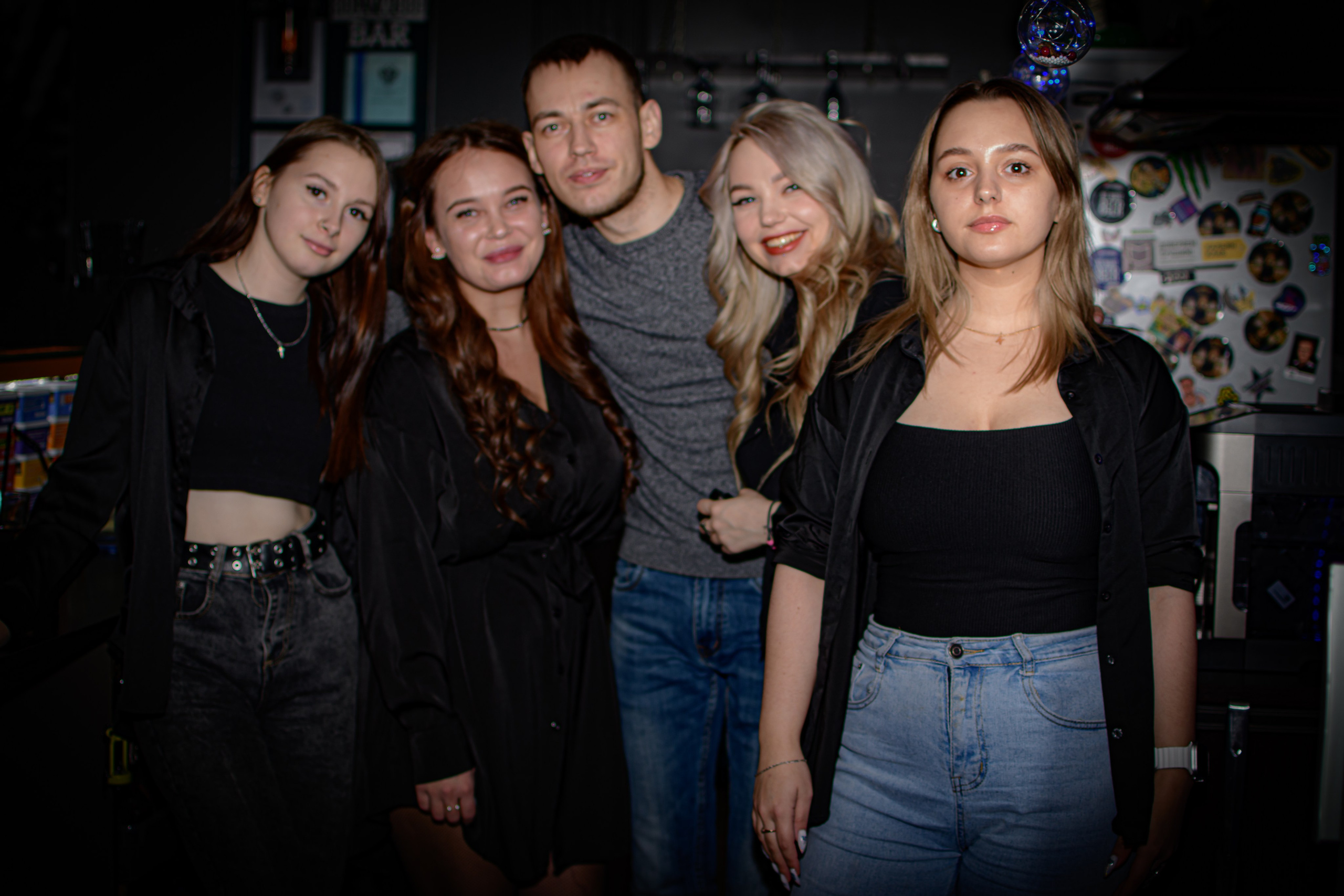 HOLLYWOOD / 6 YEARS. Photokarish