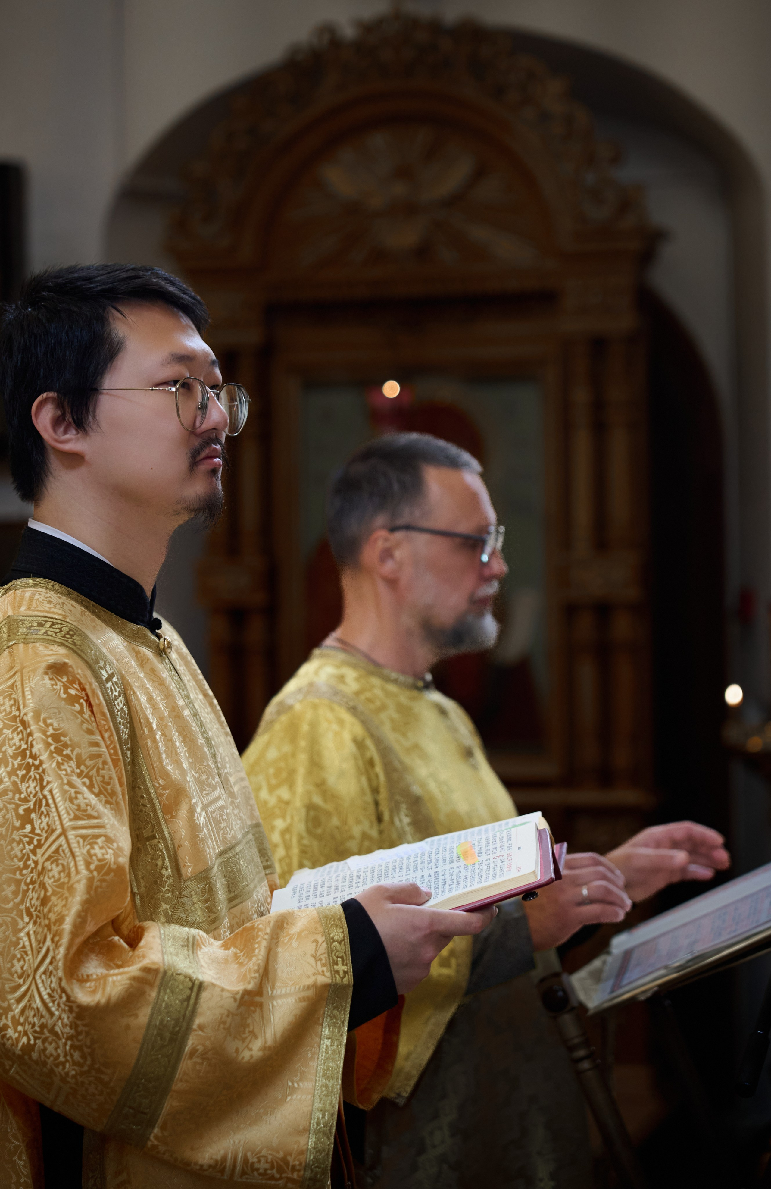 Литургия на китайском языке. Фотограф в Москве