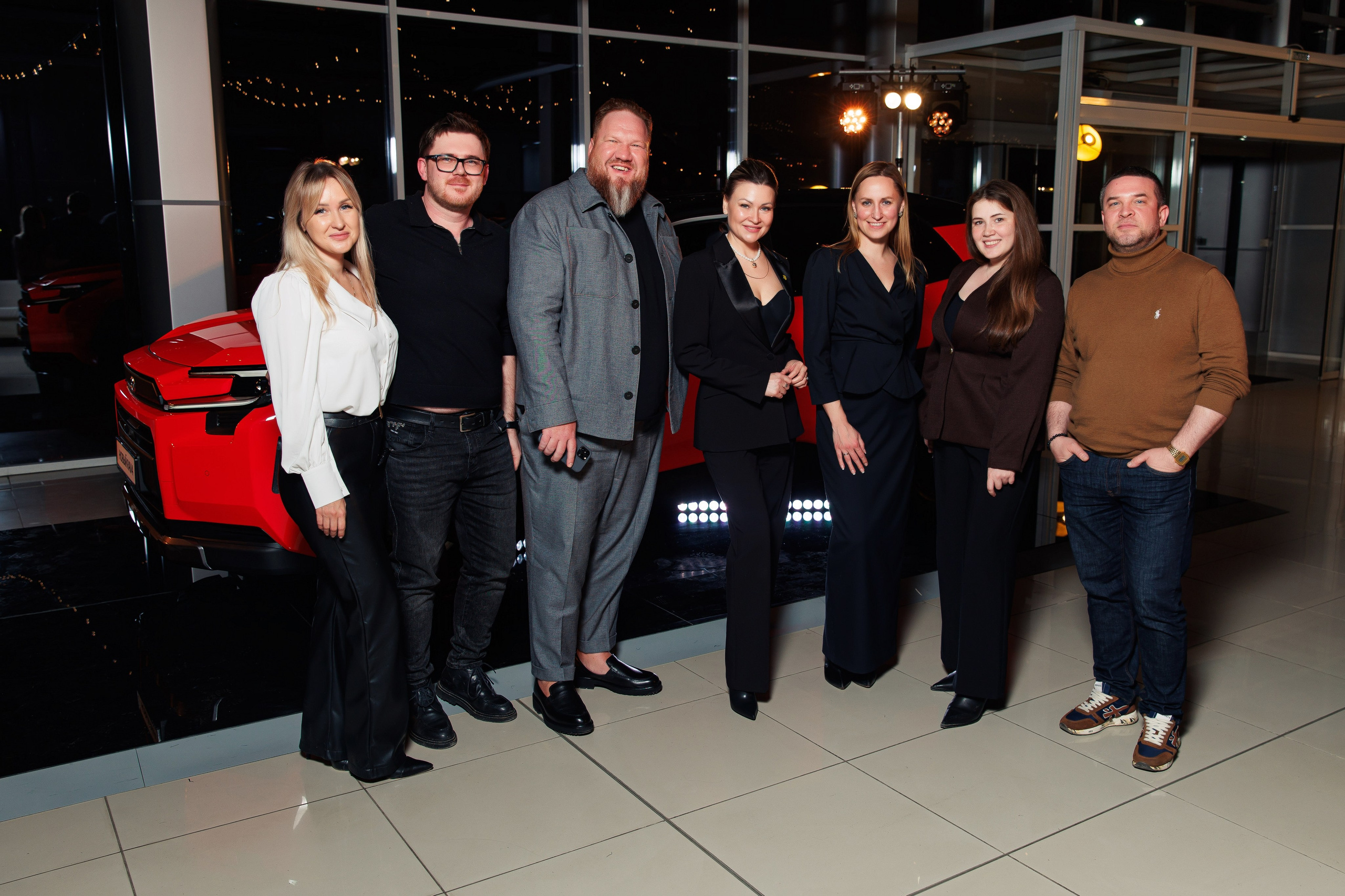 Презентация новой Toyota RAV4. Репортажный и свадебный фотограф в Уфе Павел Кожевников