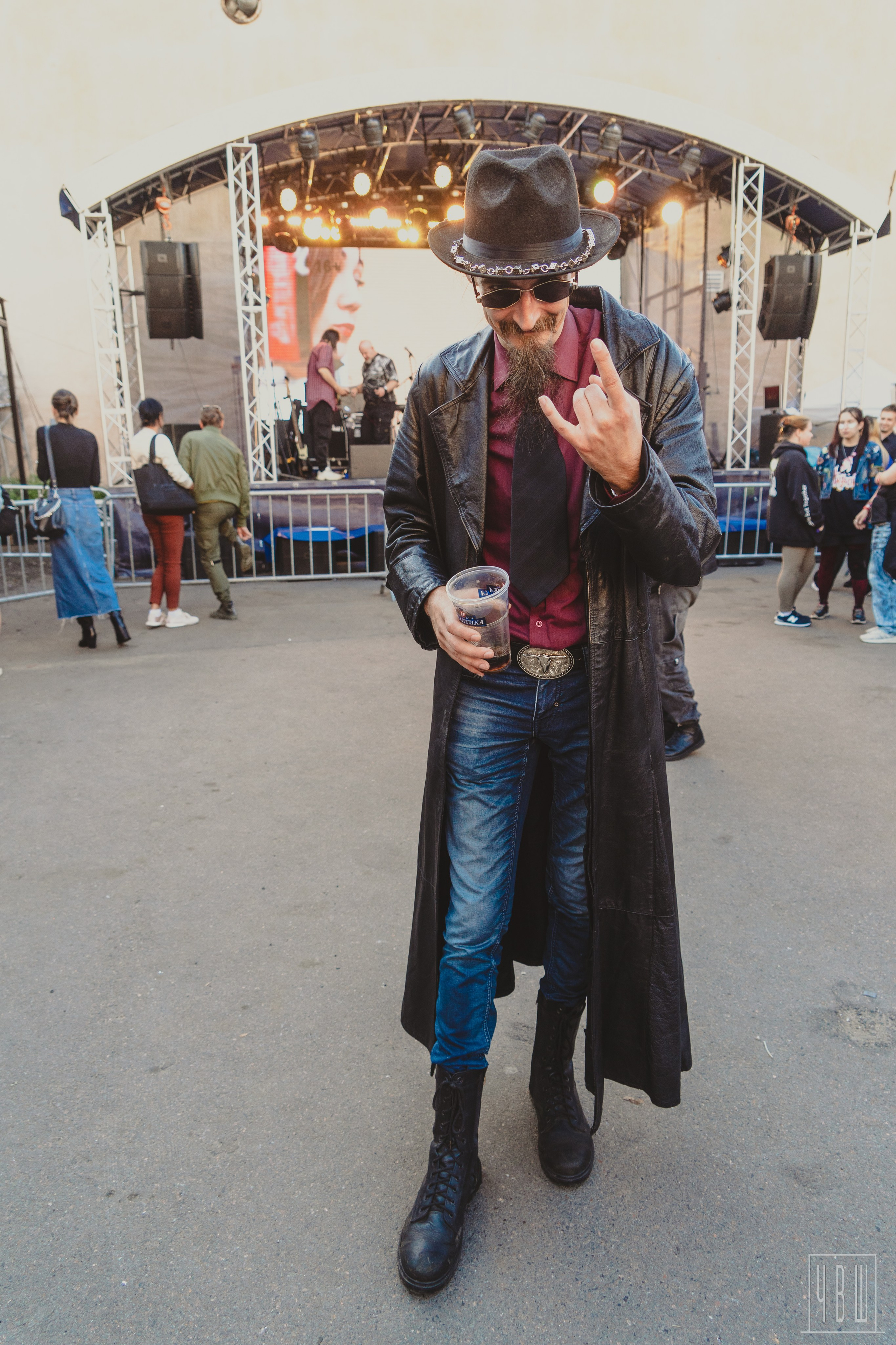 Живой! 2025, День Второй. Человек в Шляпе