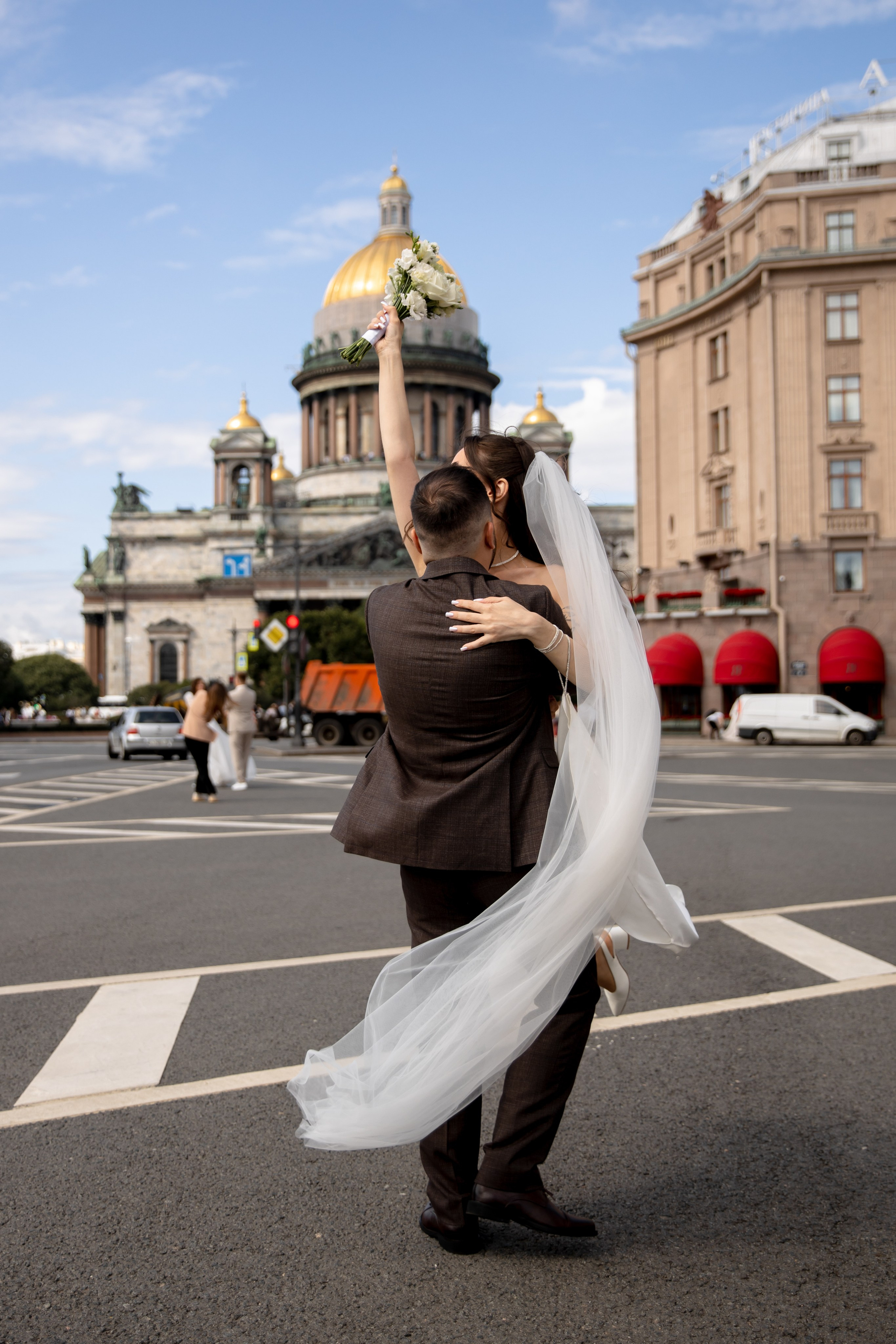 Анна и Александр / Прогулка + ЗАГС. Свадебный и семейный фотограф в Москве Диана Левченко
