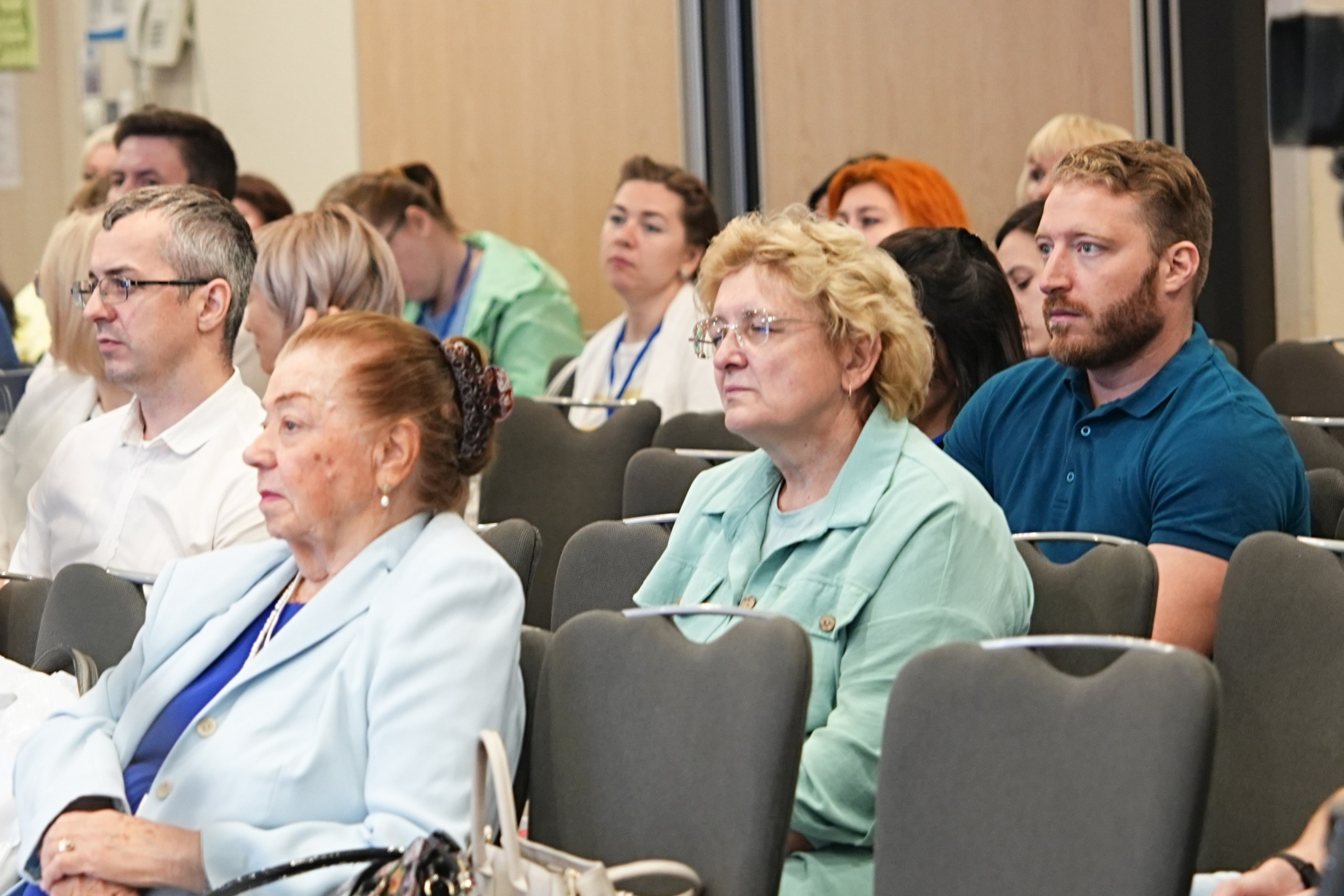 Конференции. Katya Schou