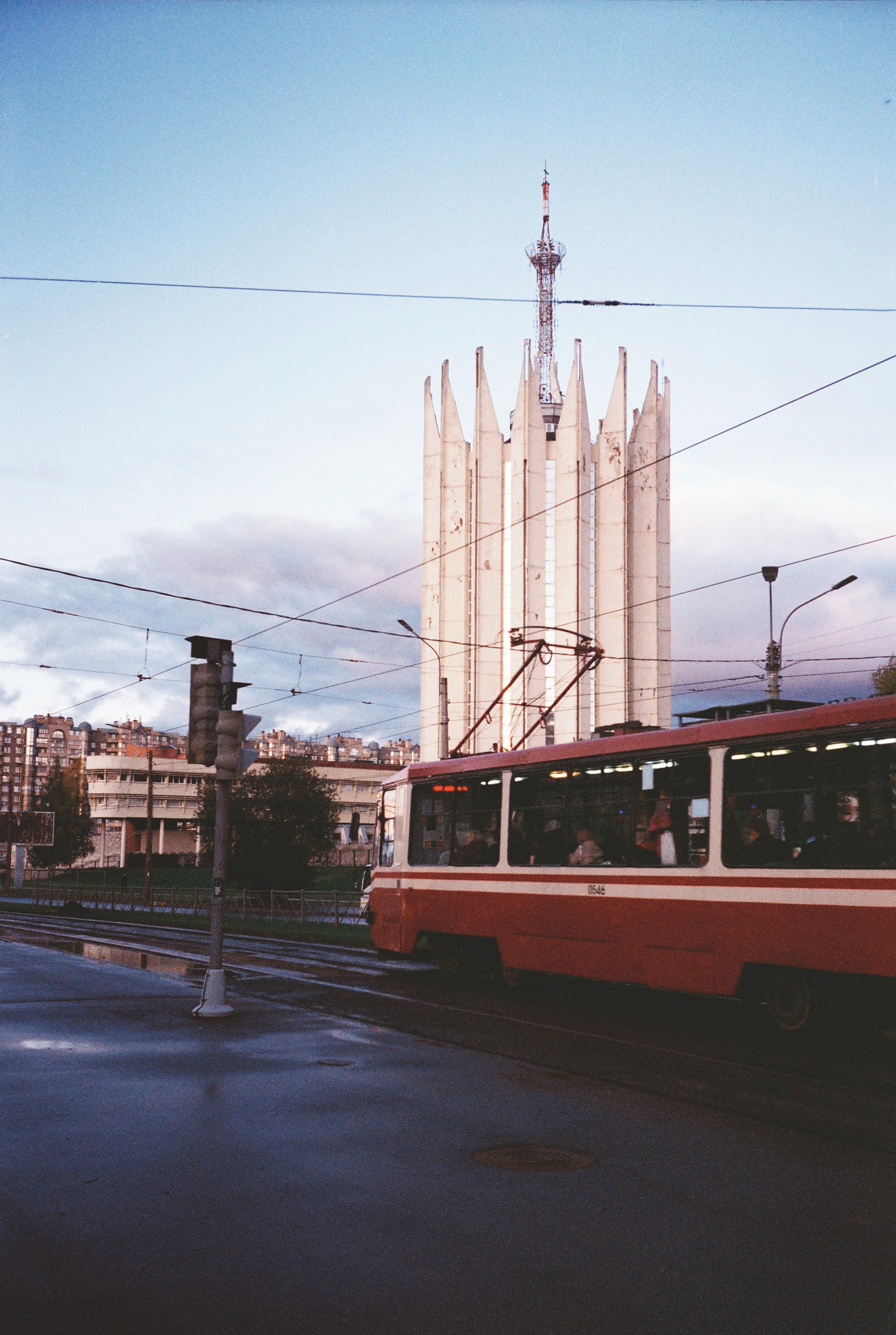 Фотографии цветные. Свадебный и семейный пленочный фотограф в Петербурге Истомина Ирина