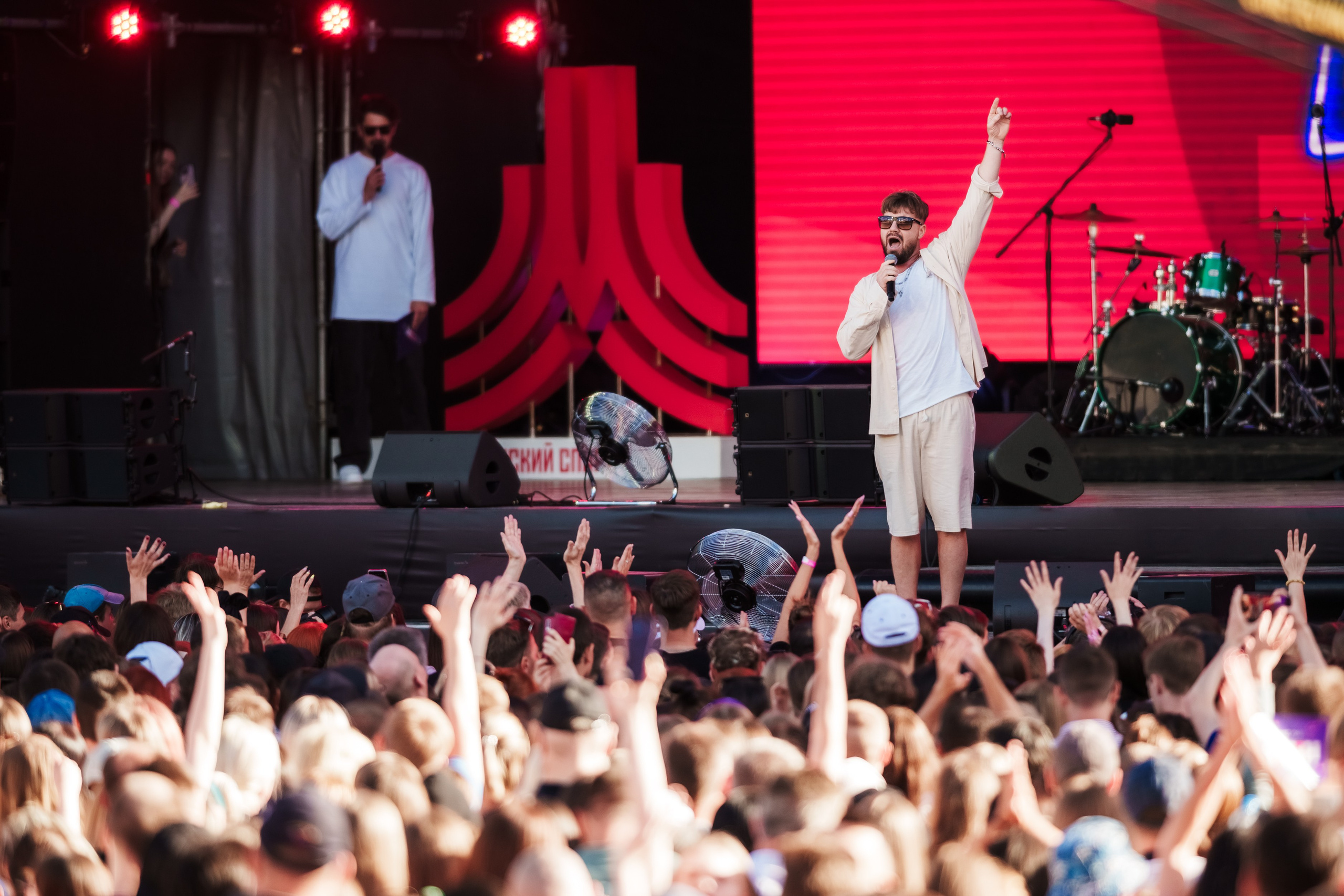 Съемка концертов культурно-массовых мероприятий. Профессиональный фотограф и видеооператор Гладышев Даниил