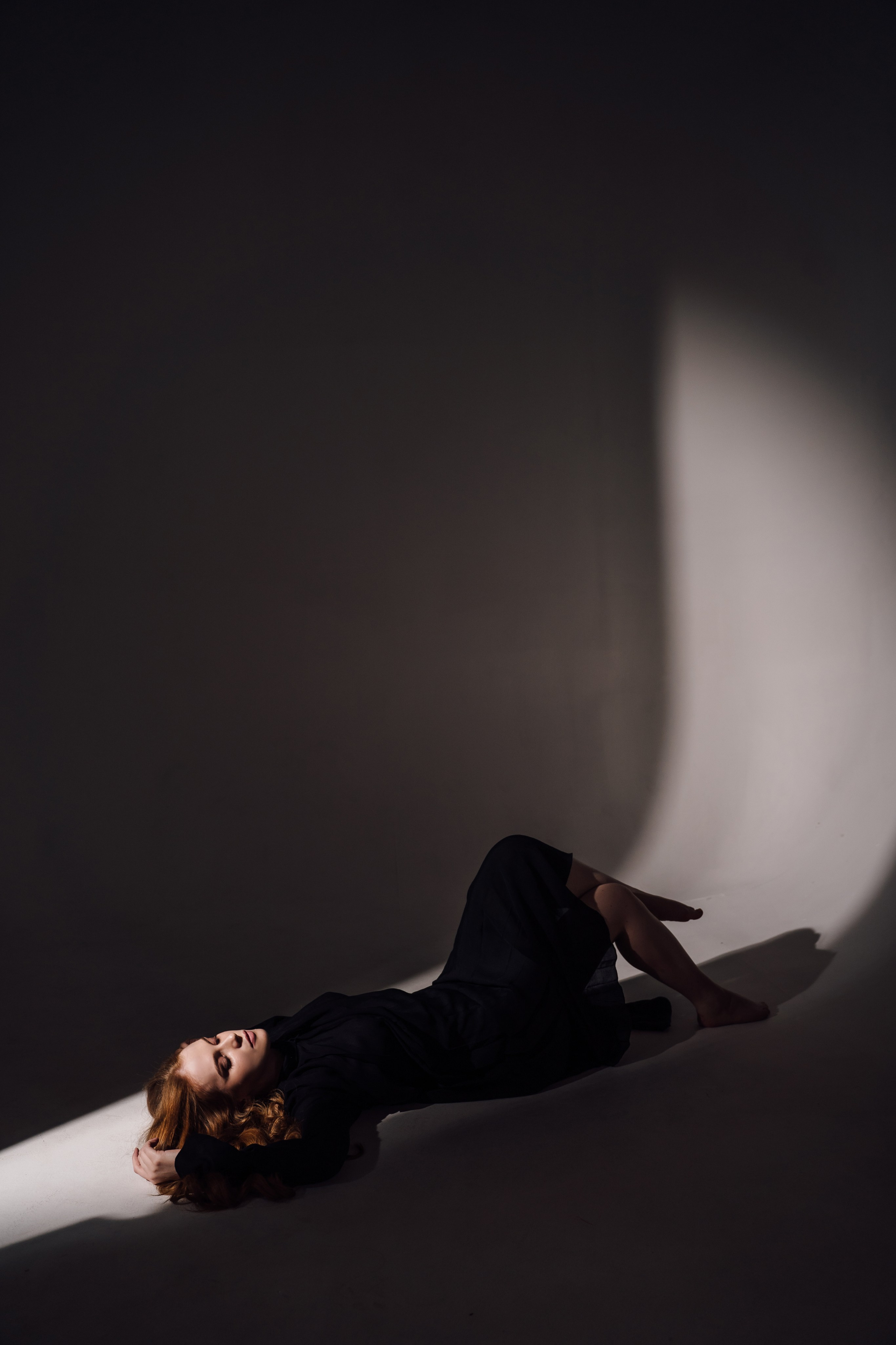 ASYA IN RED. Анастасия Вайнер — свадебный и портретный фотограф в Германии и по всей Европе