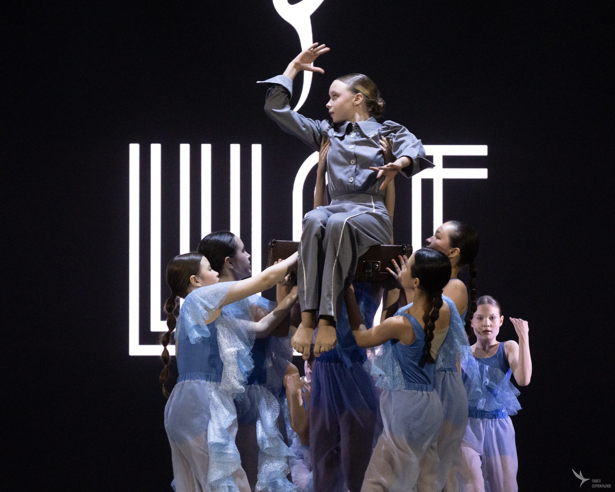 Отчетный концерт студии танца «ШАГ». Репортажный фотограф в Казани Павел Серпокрылов