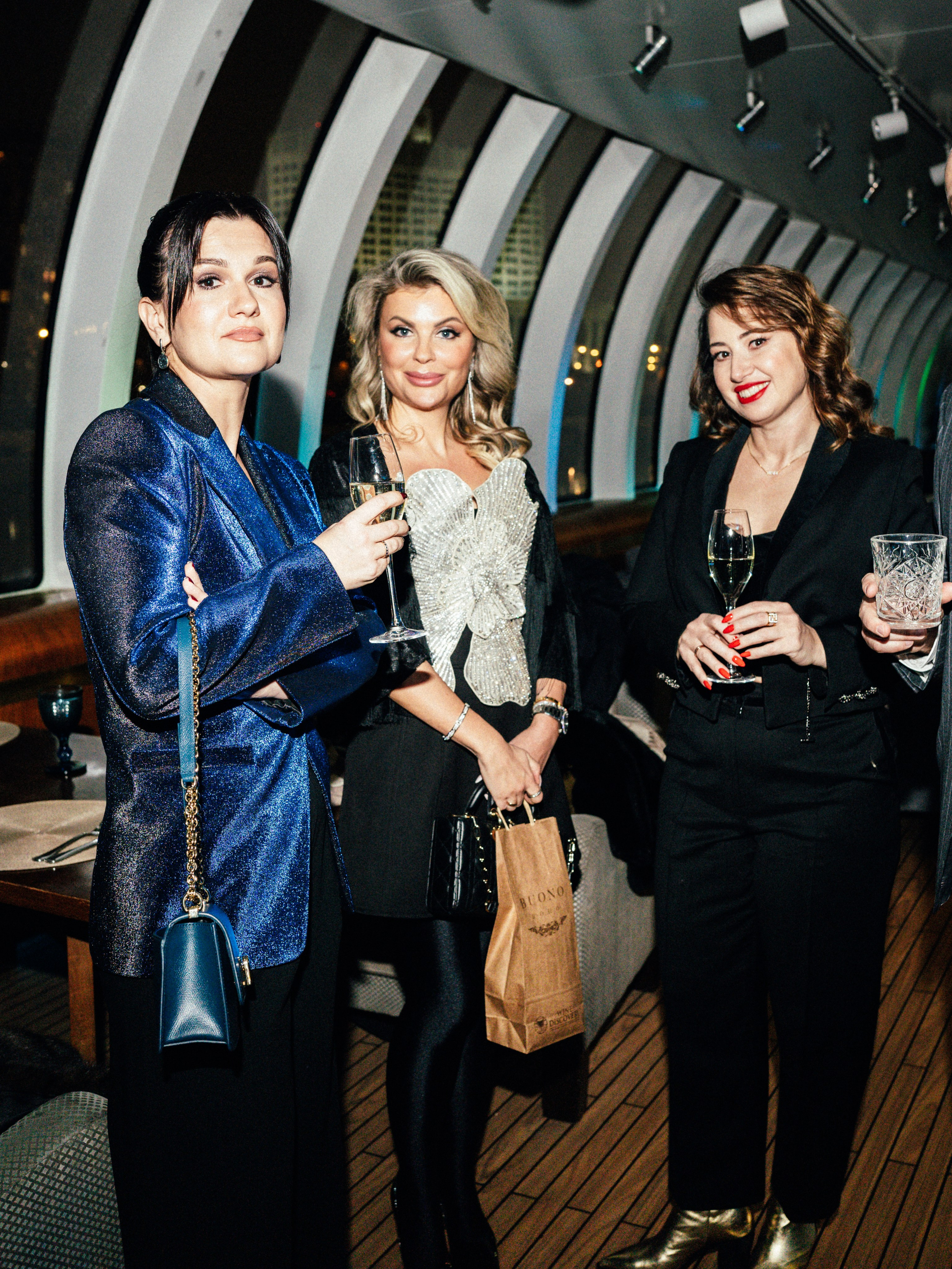 Корпоратив Erwin Река. Портретный и репортажный фотограф