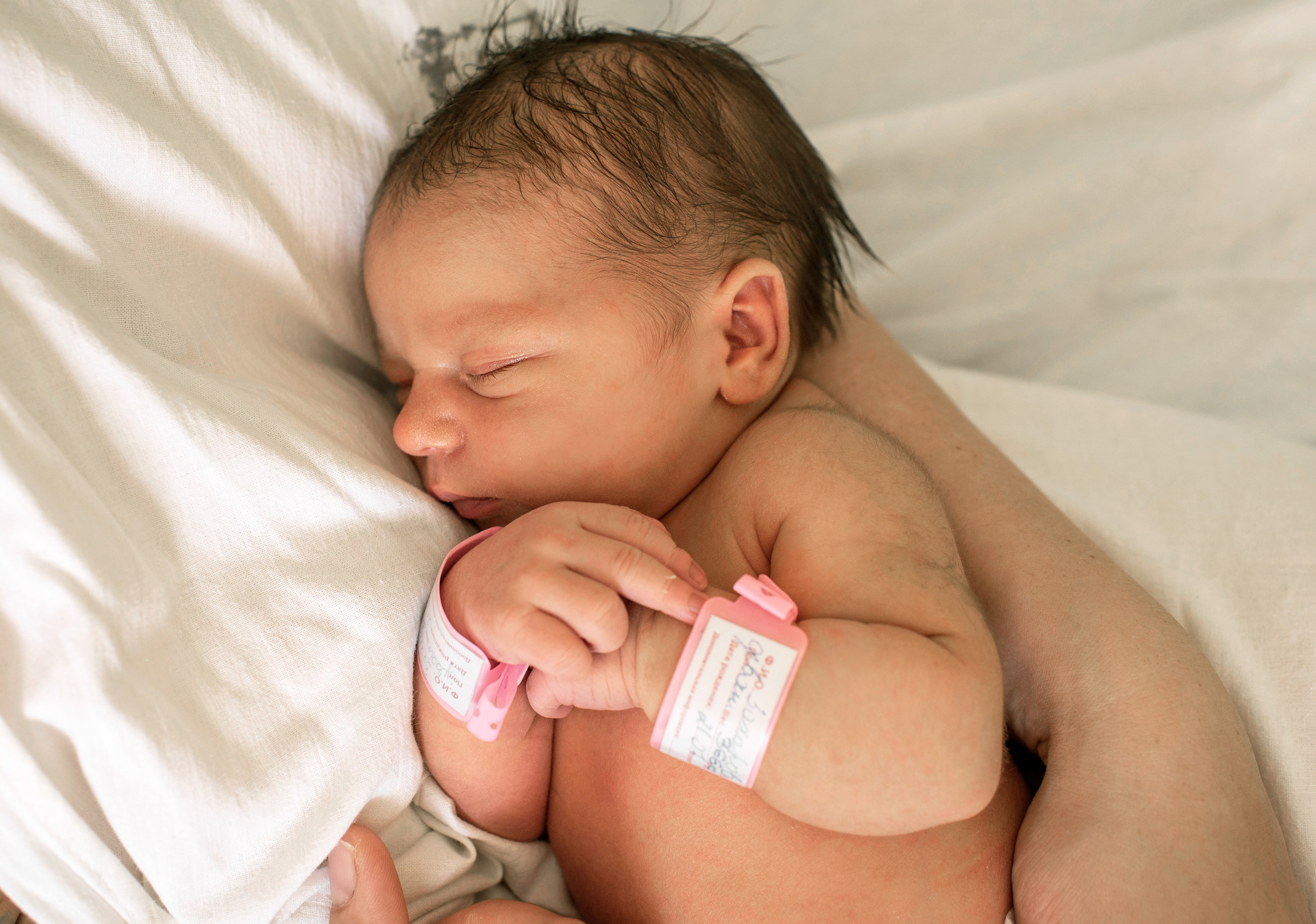 Выписка из роддома. Фотограф на Крещение и Венчание в Туле, детский и семейный фотограф