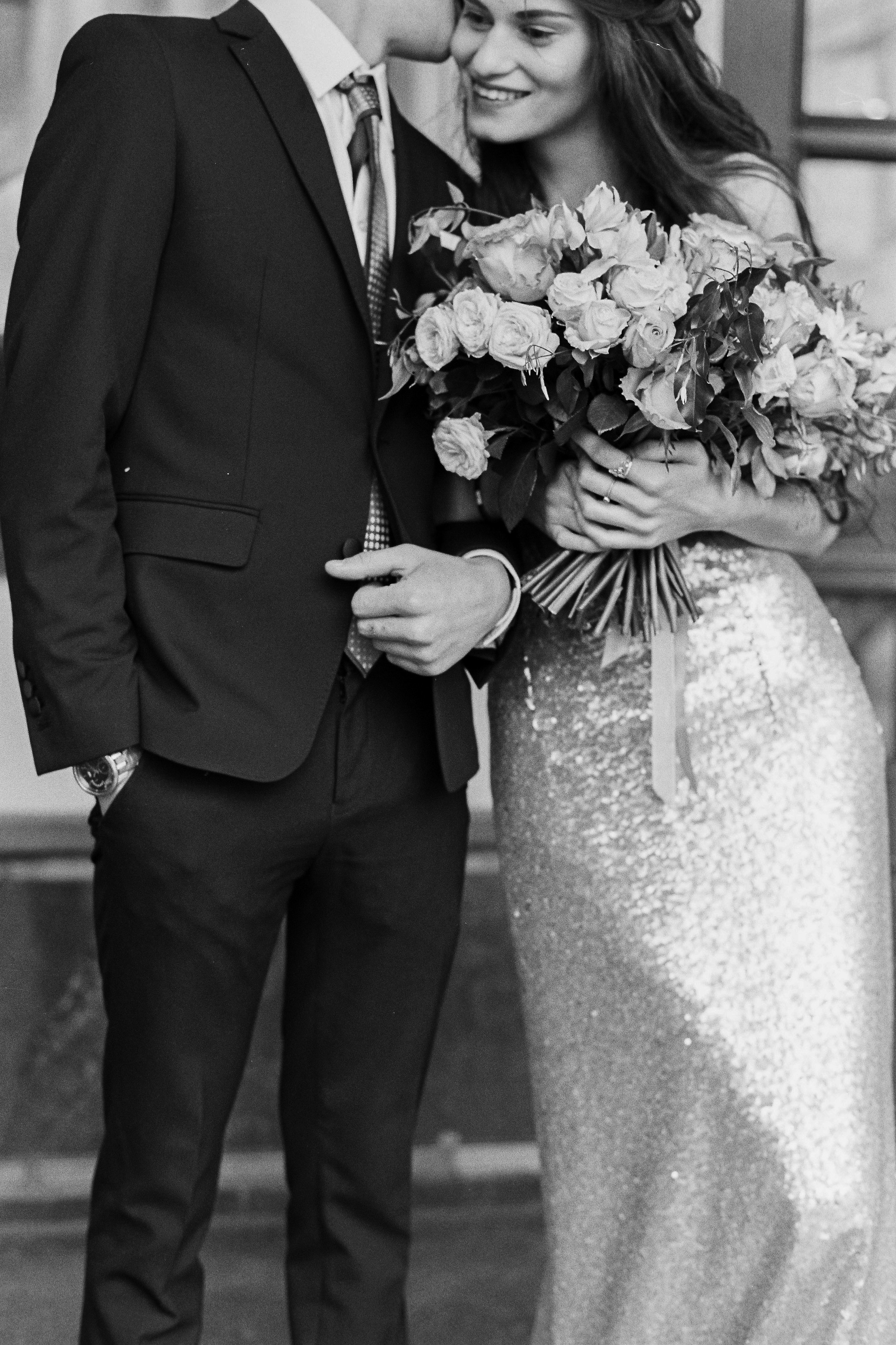 Осенняя свадебная прогулка в Москве на плёнку