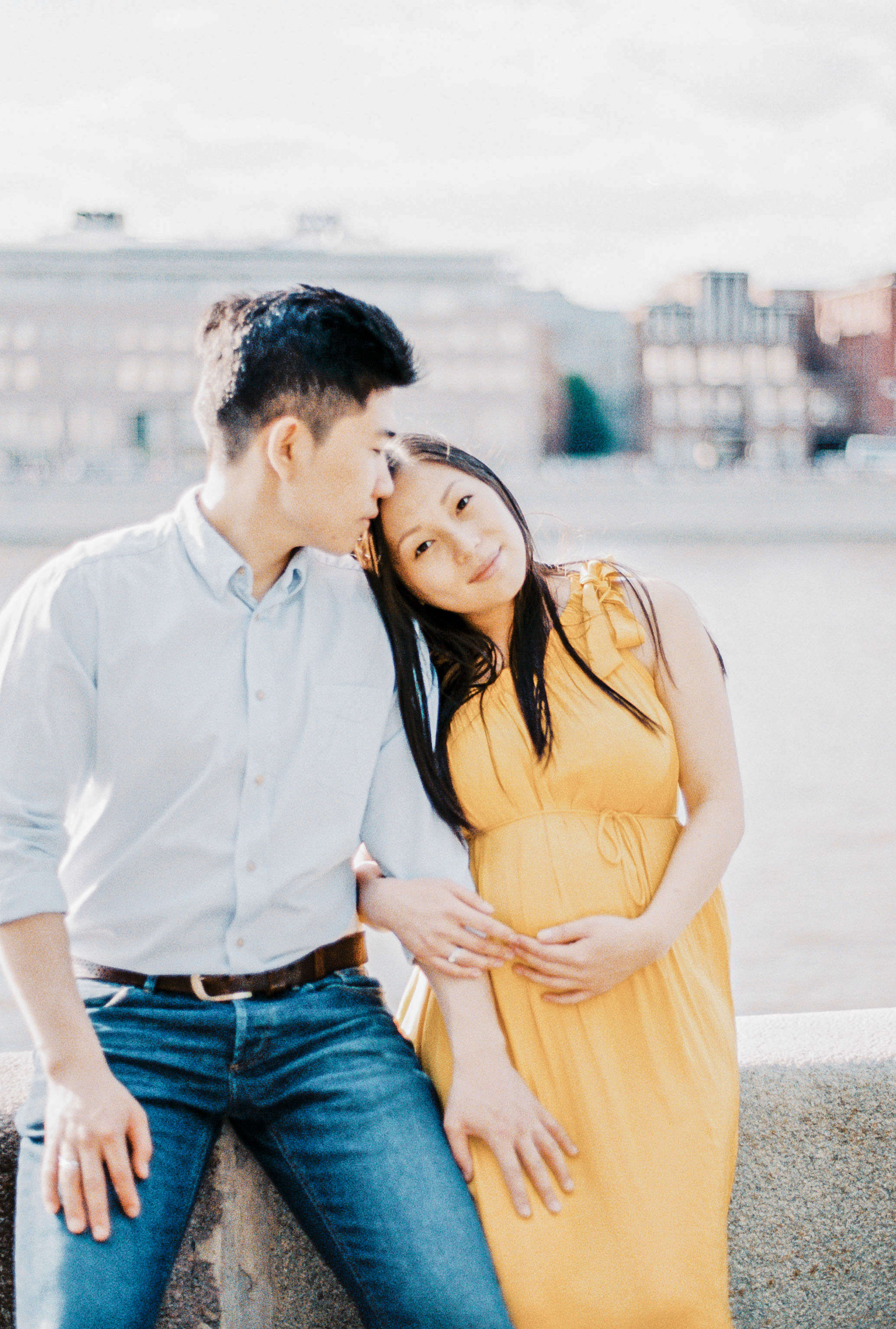 Летняя, нежная фотосессия беременности в парке Музеон, Москва