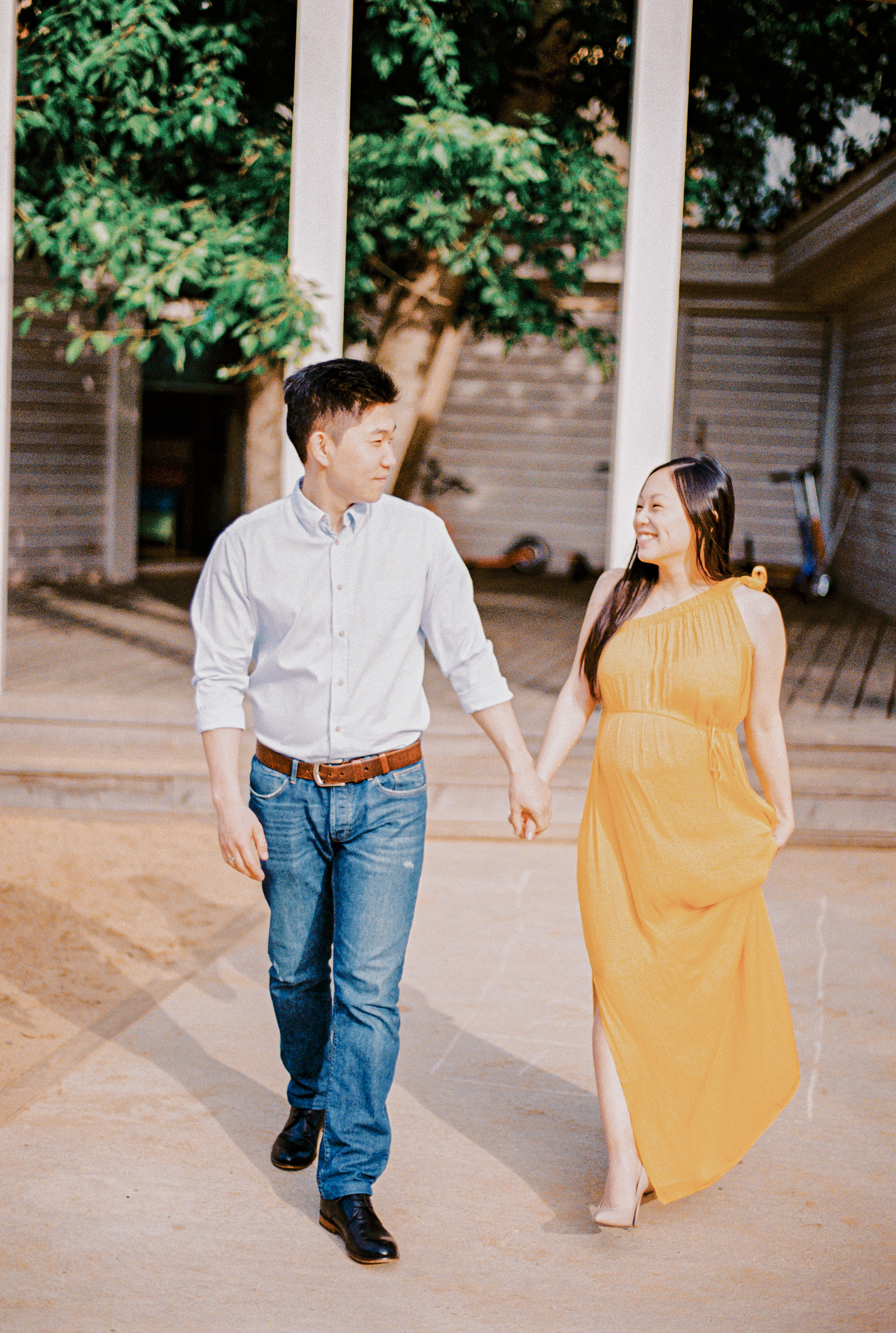 Летняя, нежная фотосессия беременности в парке Музеон, Москва