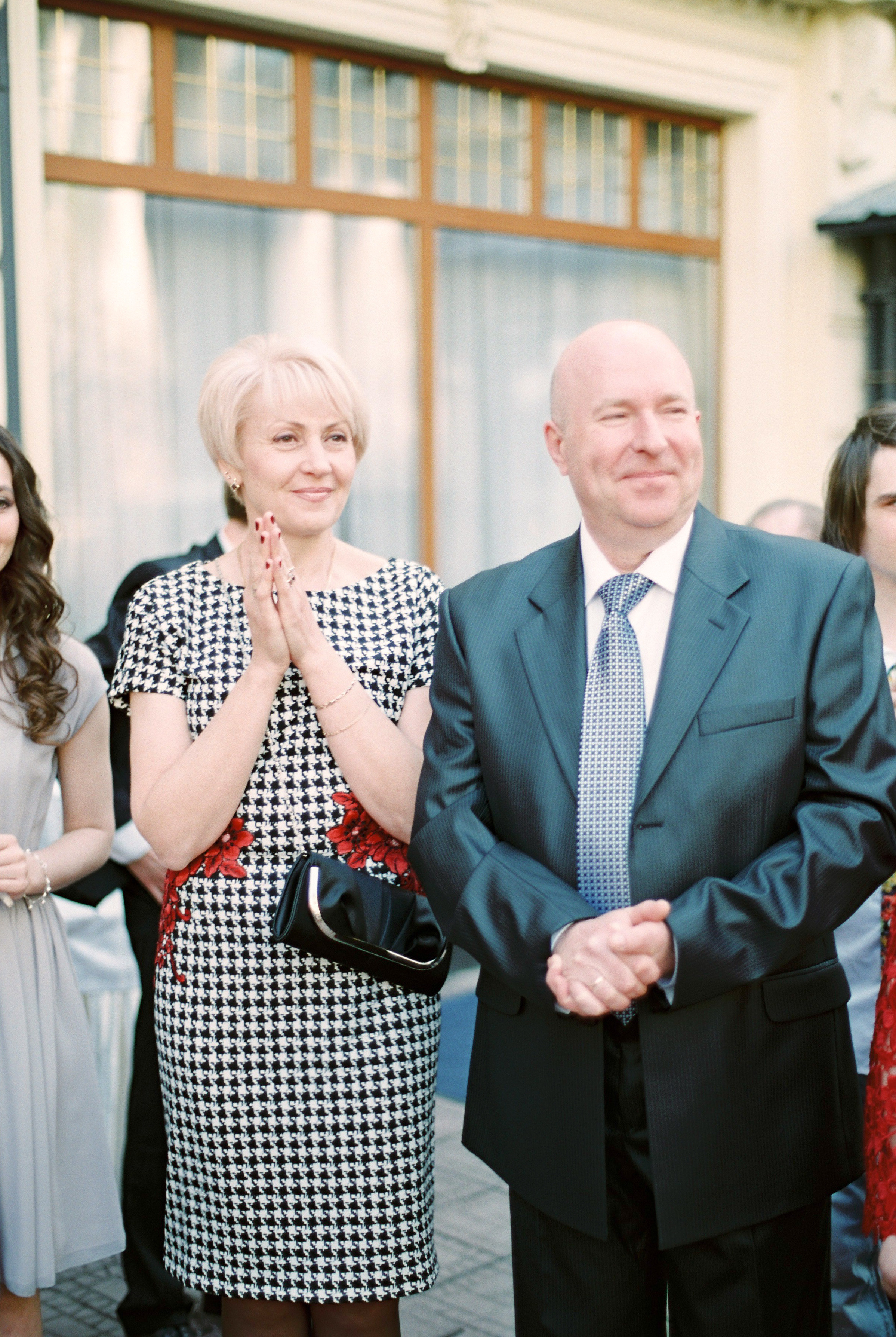 Стильная свадьба на плёнку в центре Москвы, плёночный фотограф Москва