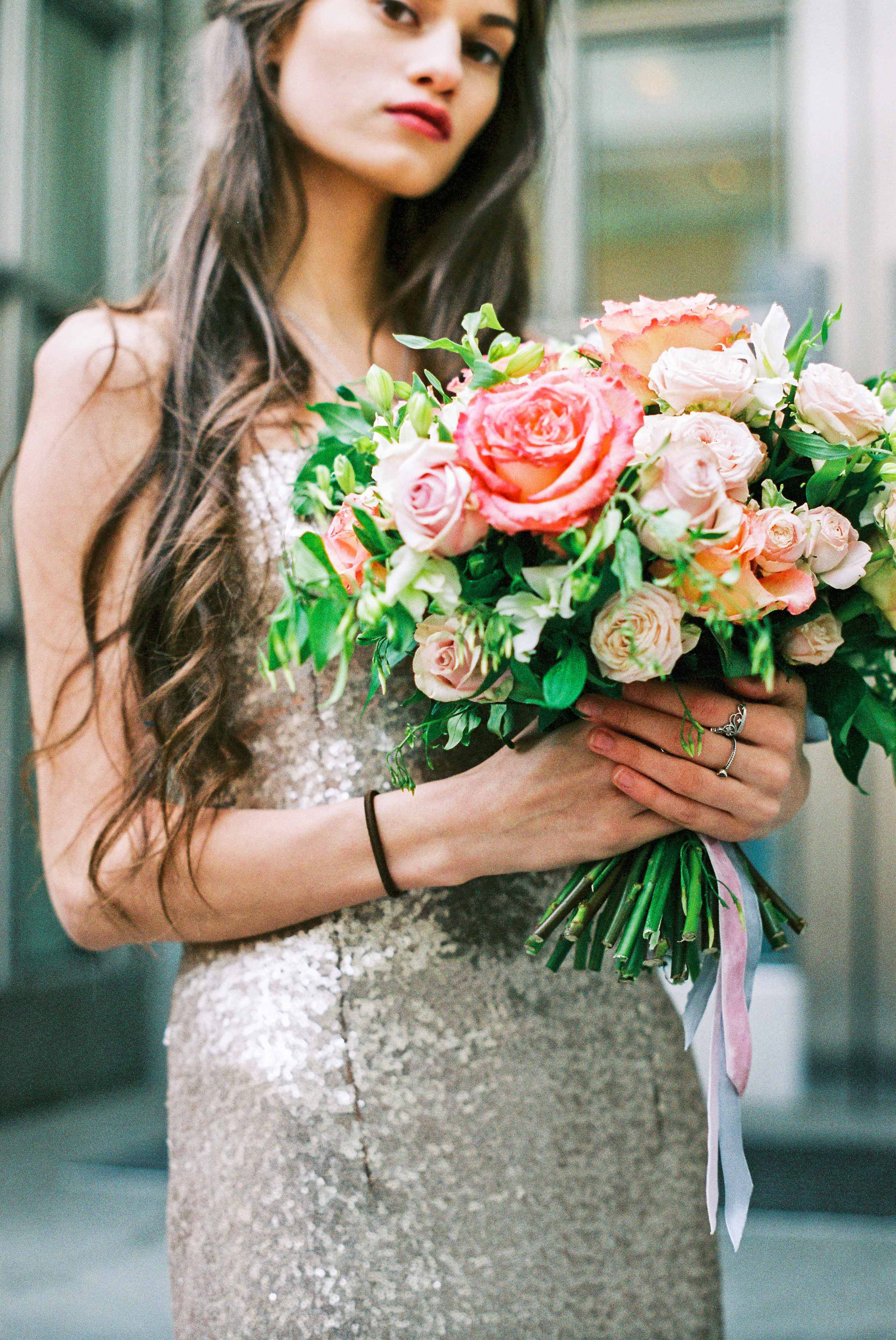 Осенняя свадебная прогулка в Москве на плёнку