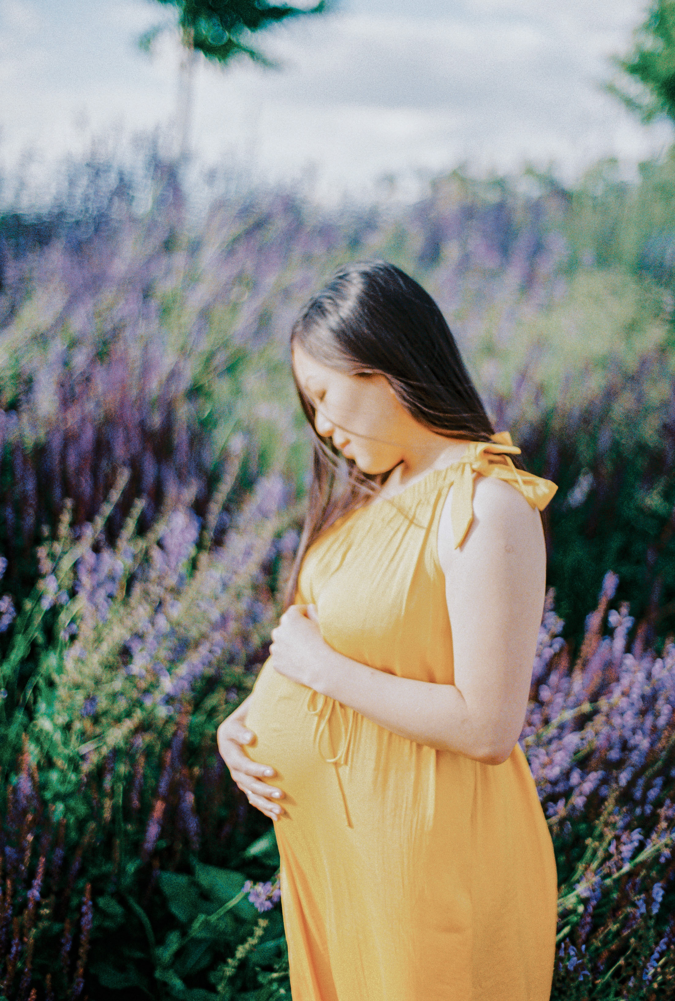 Летняя, нежная фотосессия беременности в парке Музеон, Москва