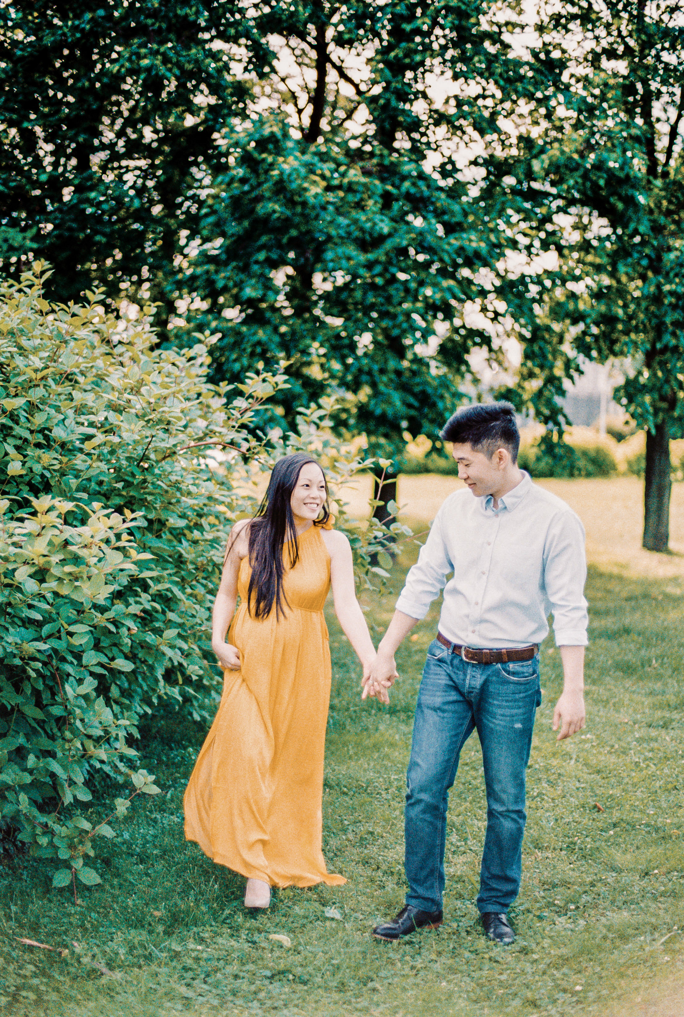 Летняя, нежная фотосессия беременности в парке Музеон, Москва