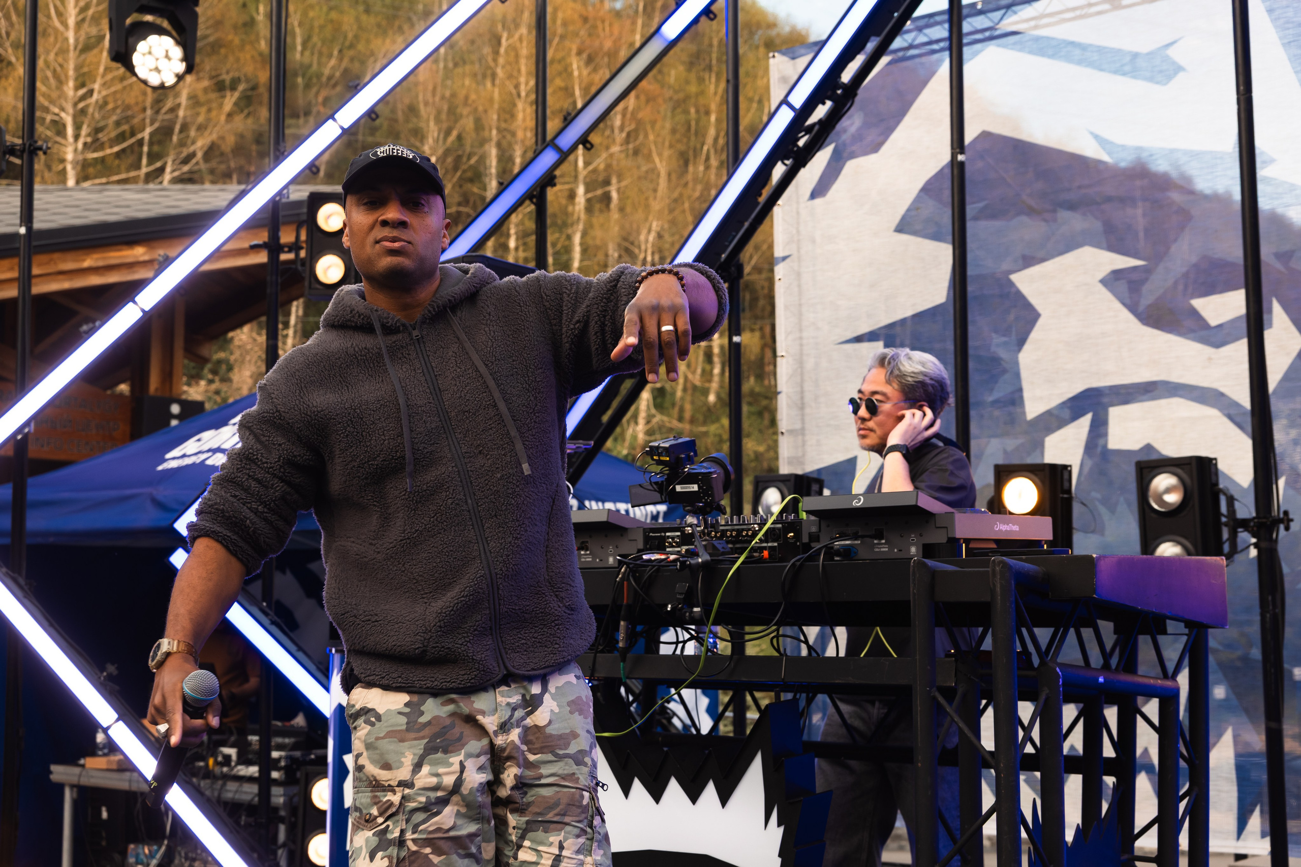 GORILLA GROOVE STAGE IMBA CAMP 5. Gorillaenergymedia