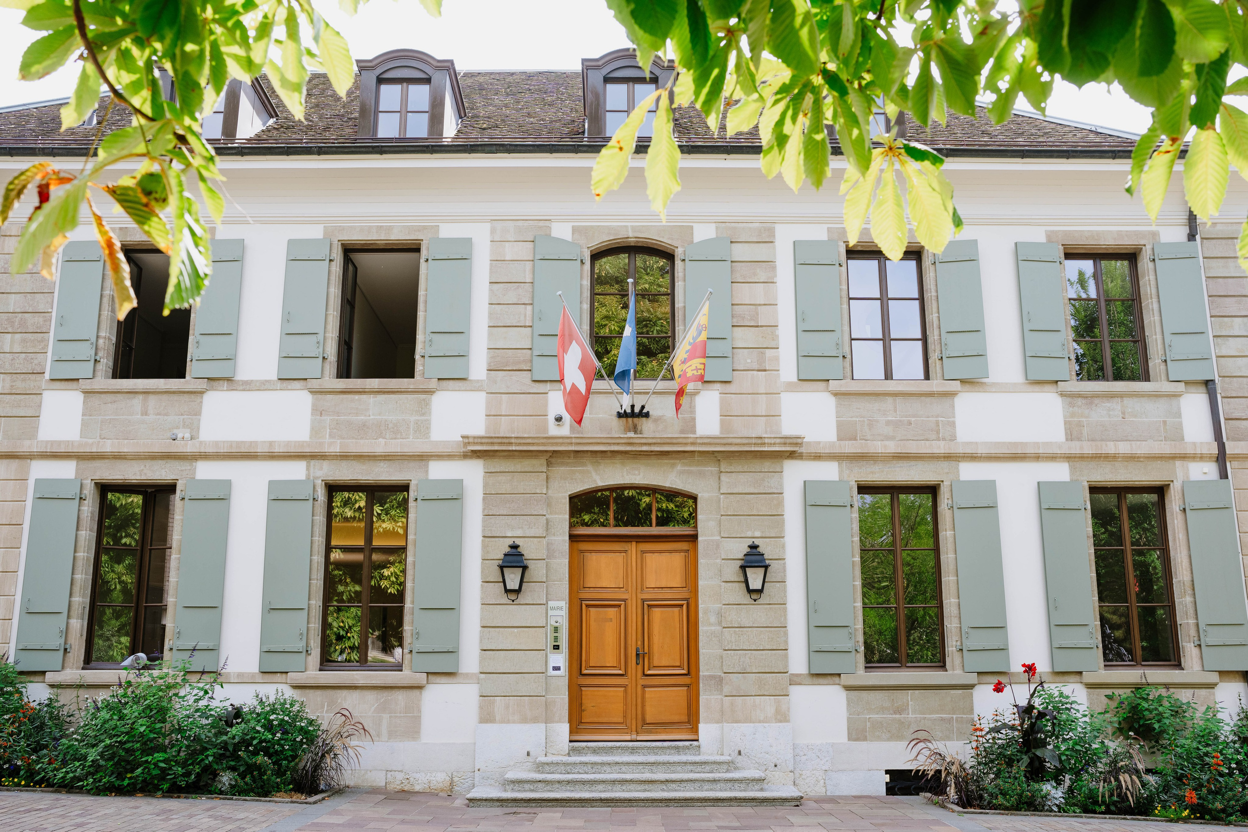 Wedding Photographer Switzerland Geneva Europe. Professional Wedding Photographer Geneva & Romande Switzerland | Tanya Creator