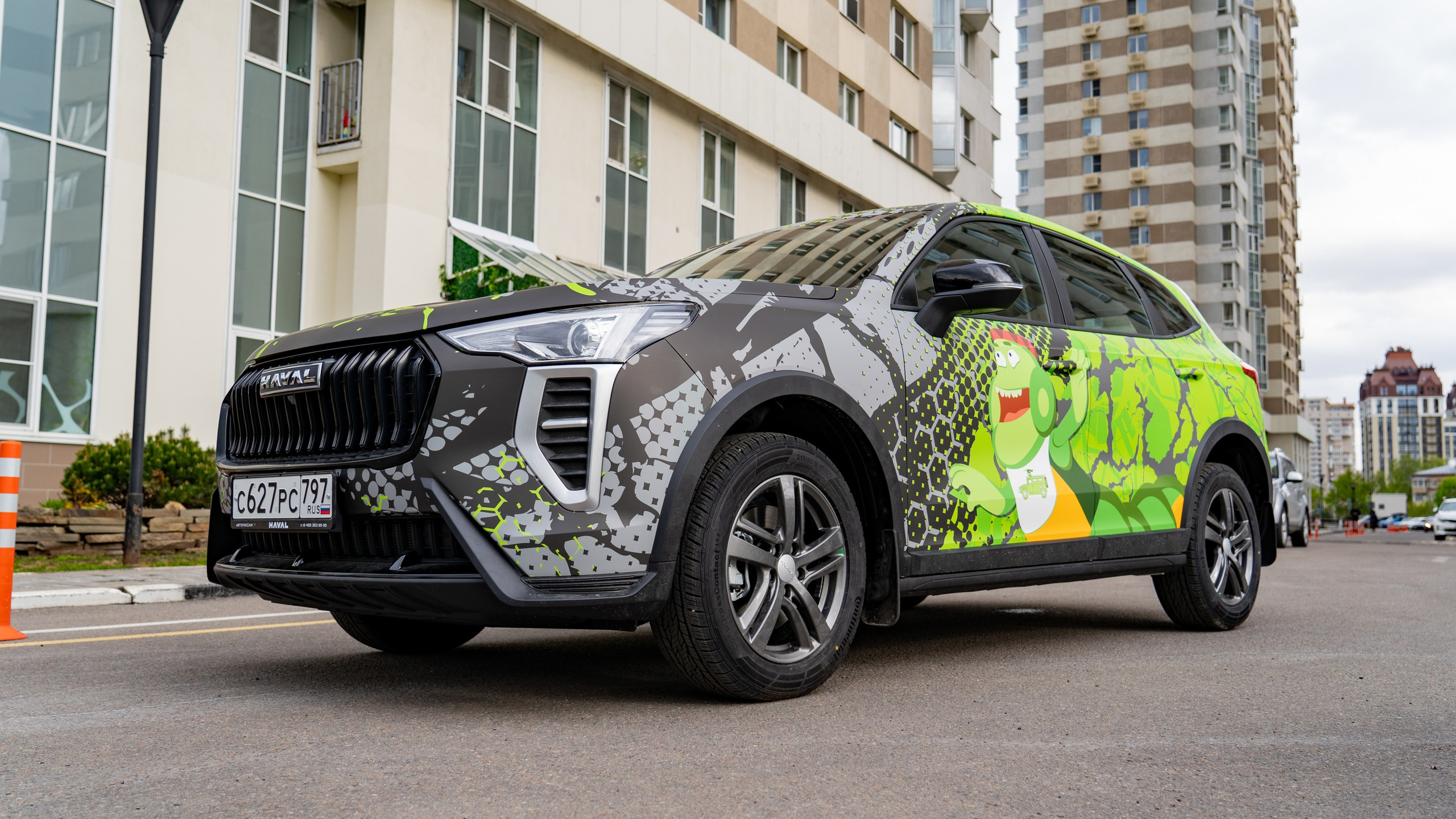 Винилография на Haval Jolion. Студия дизайна и оклейки авто Barmaley Design