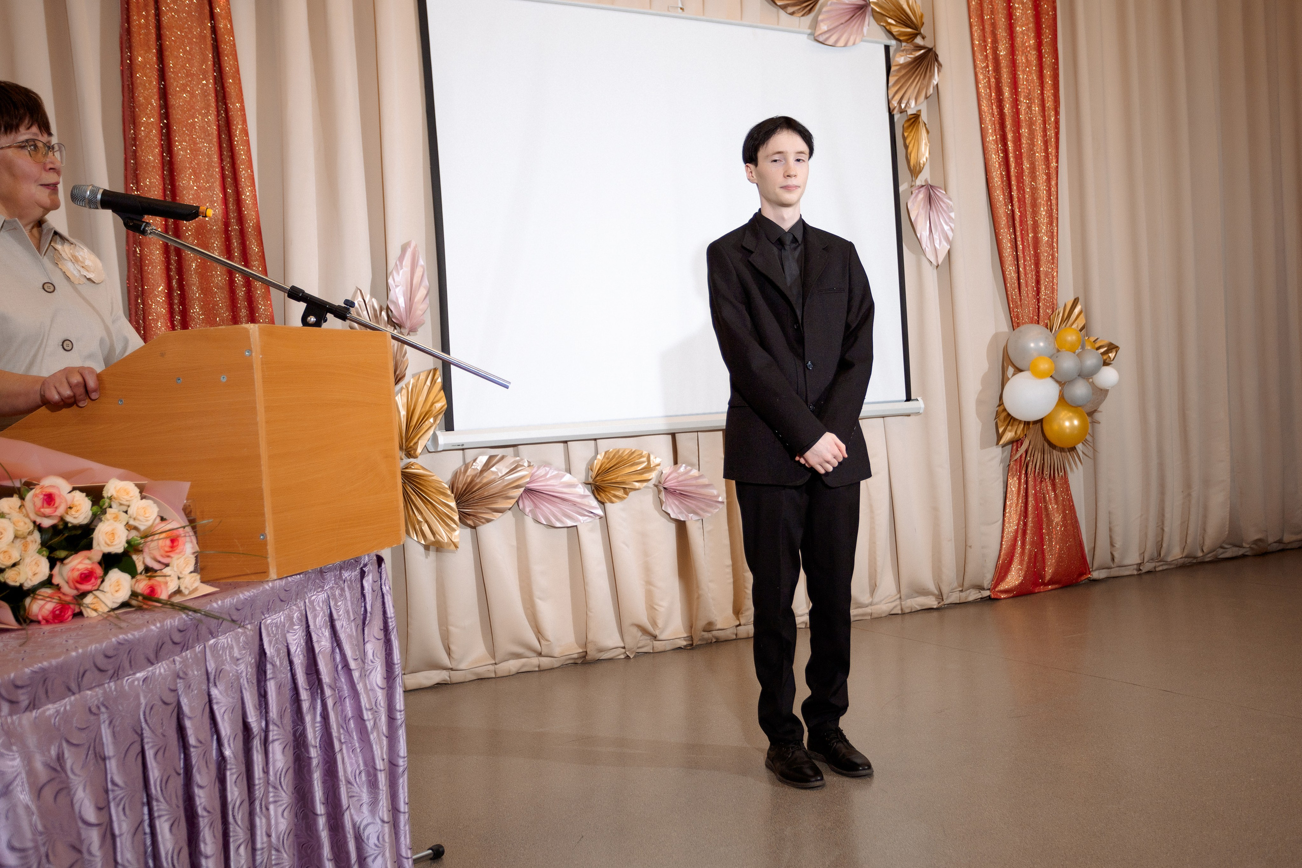 ВРУЧЕНИЕ АТТЕСТАТОВ: Пример. Все фото. Профессиональный фотограф в Ижевске Леша Петров