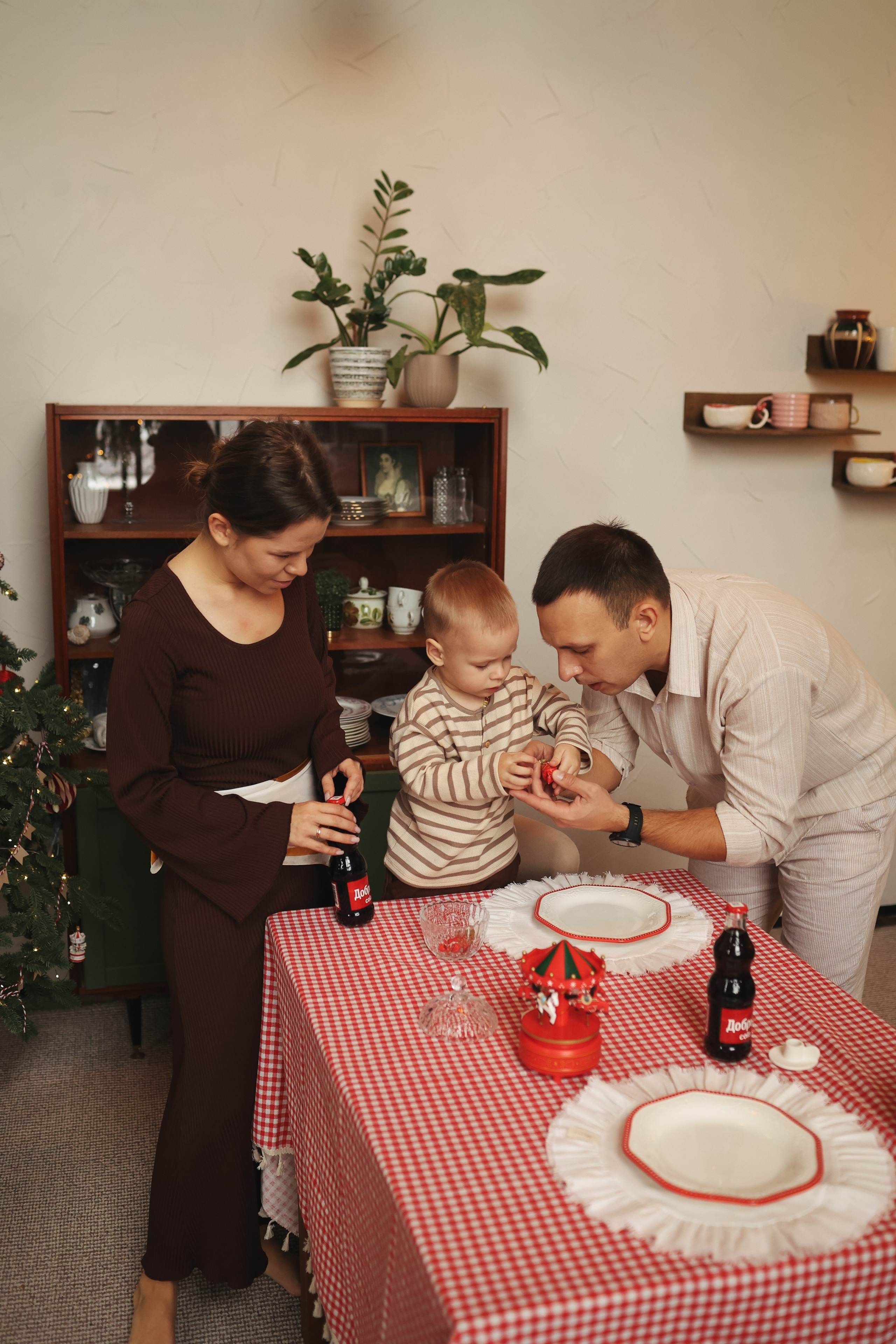 Таня Николай и маленький Савелий. Фотограф Владимир Москва