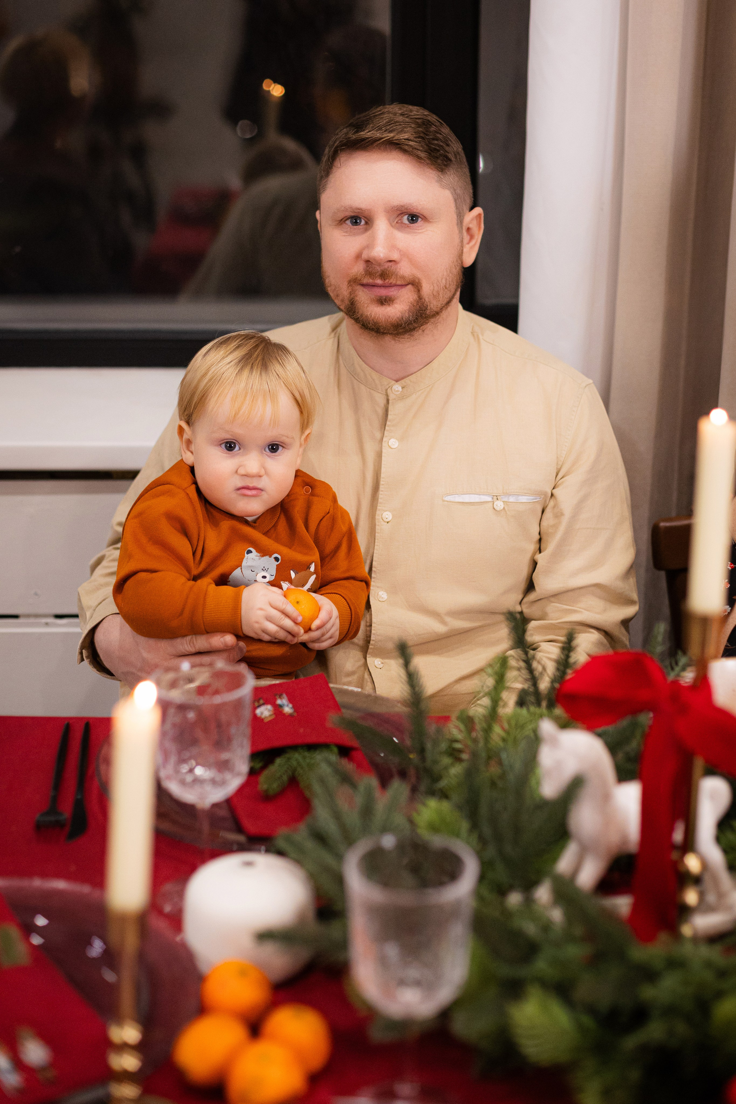 Ольга, Павел и Рома с бабушками. Фотограф ВИКА МЕДУЗА