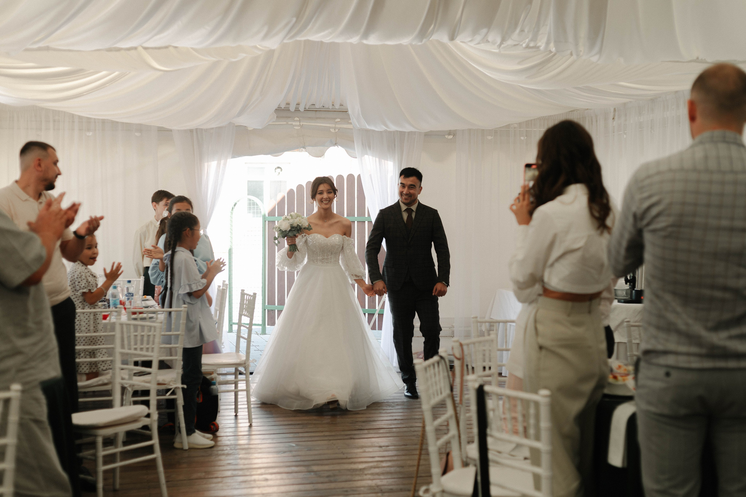 Первое дуновение ветра. Свадебный фотограф видеограф Новосибирск Кемерово Калининград