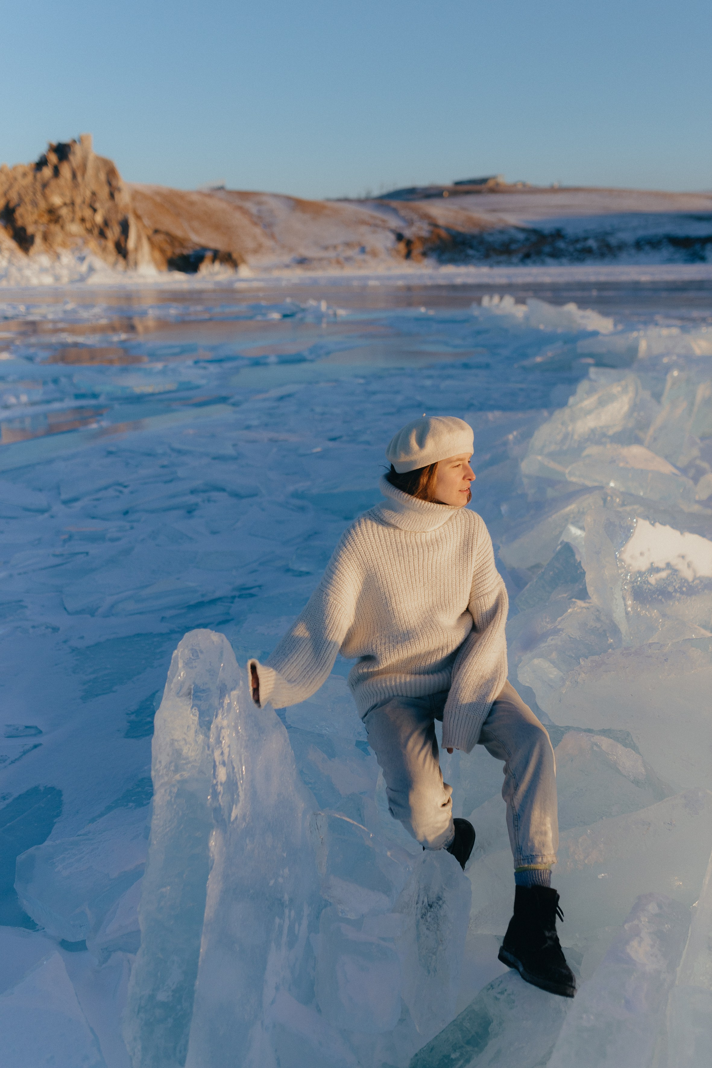Лёд Байкала. Фотограф Ольхон/ Индия, Регина