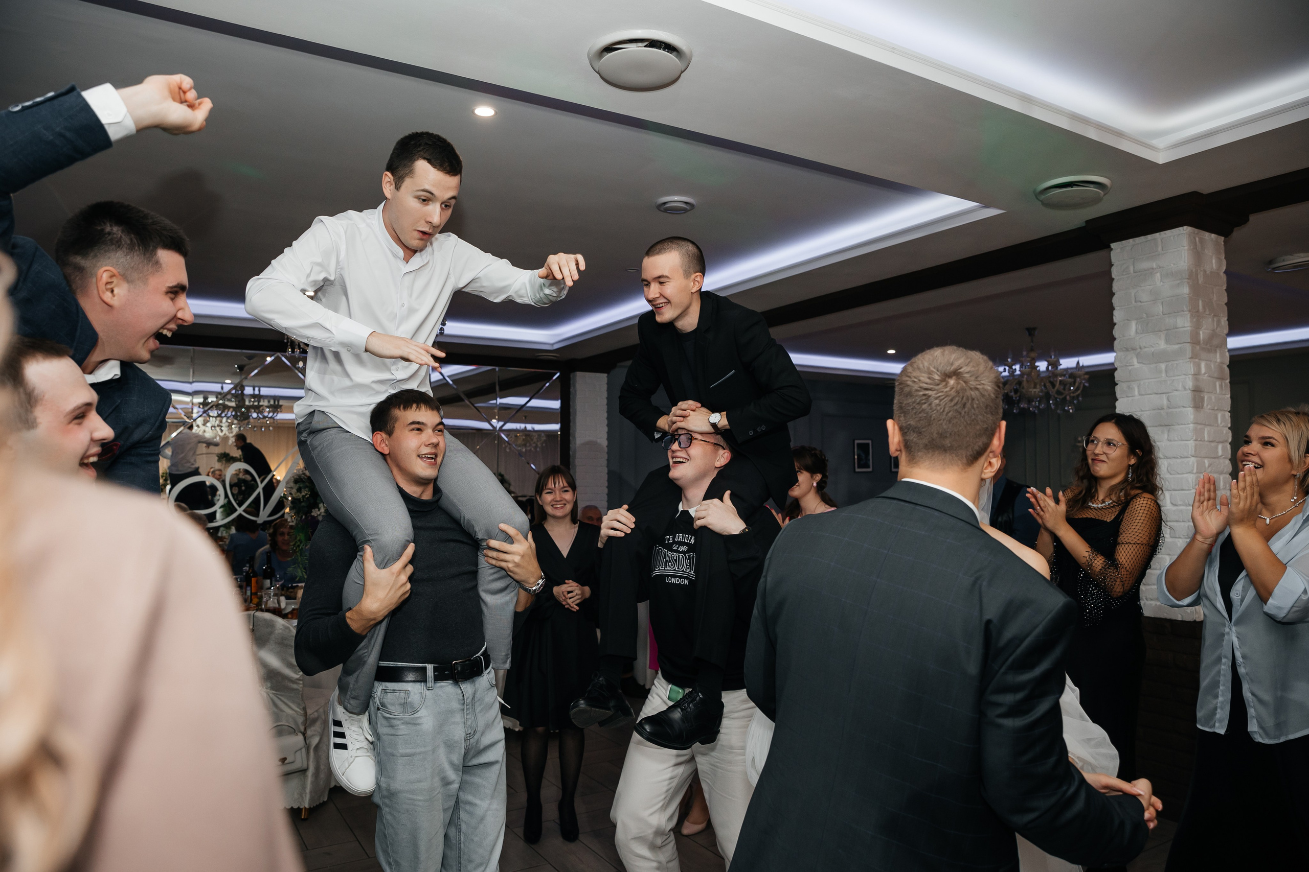 Арина и Захар. Свадебный фотограф Красноярск — Кристина Ива