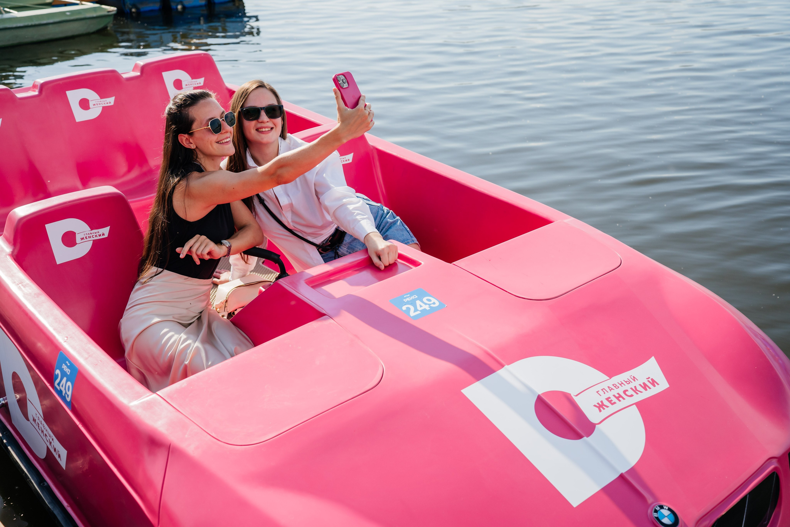 Съемка катамаранов для телеканала Домашний. Видеограф и Фотограф в Челябинске Ксения и Владимир Рюмины