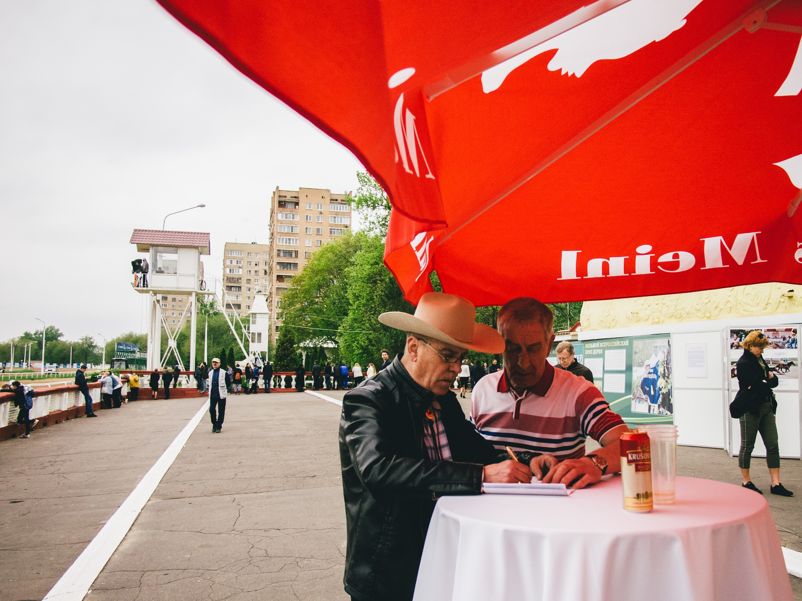 Московский ипподром образца 2018 года. Илья Михачёв Фотограф ПРО людей