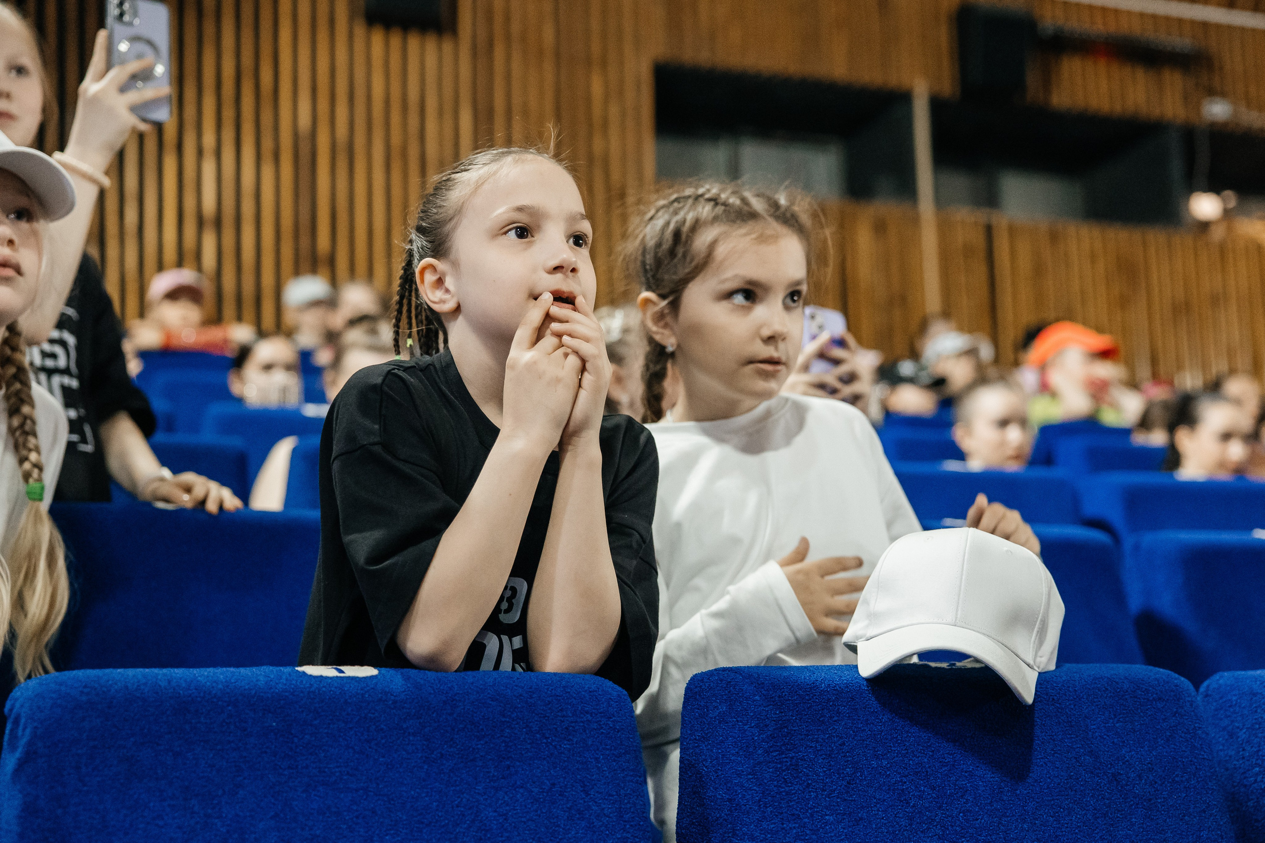 Дистрикт. Отчетный концерт. Свадебный и Семейный фотограф г. Ижевск Гульназ Солдатова. Гульназ фото