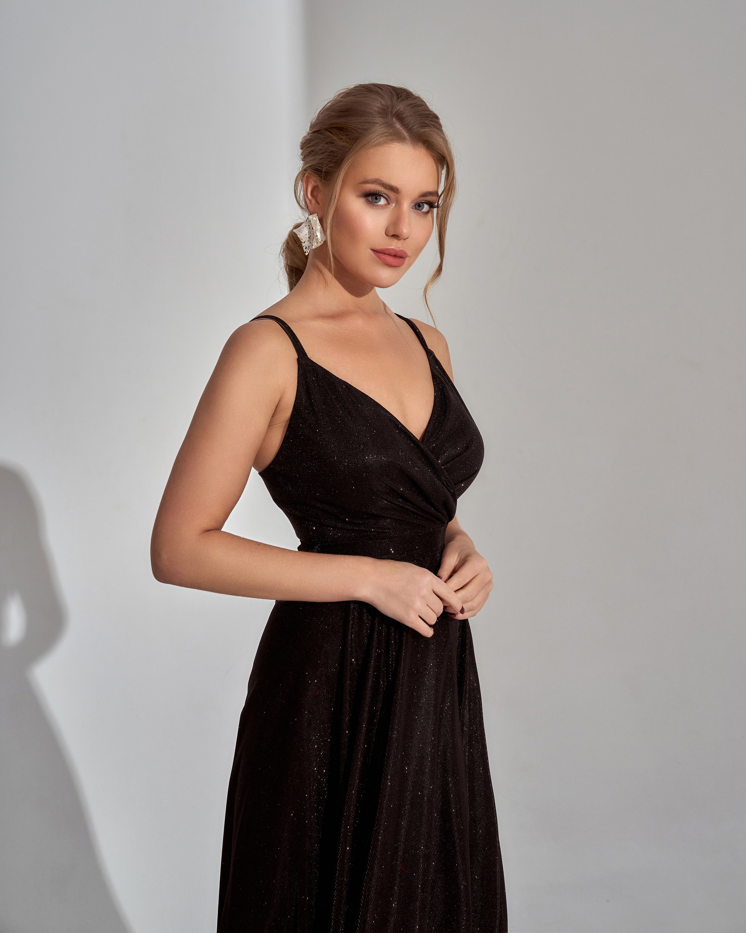 ФОТОСЪЕМКА ОДЕЖДЫ НА МОДЕЛИ. Контент для маркетплейсов и соцсетей. Фото и видео съемка