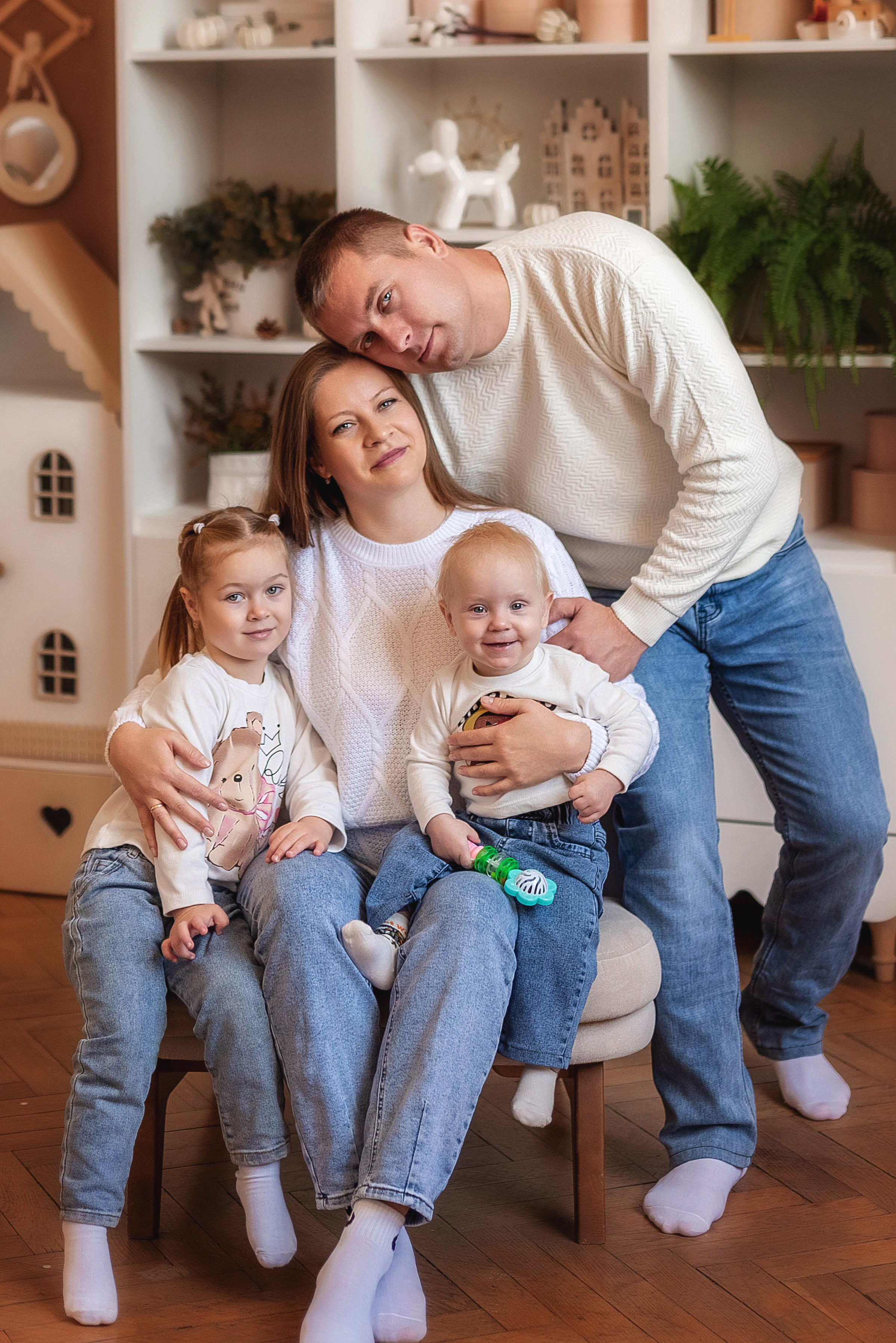 Семейная фотосессия в студии. Семейный, детский фотограф в Воронеже Анна Никитина
