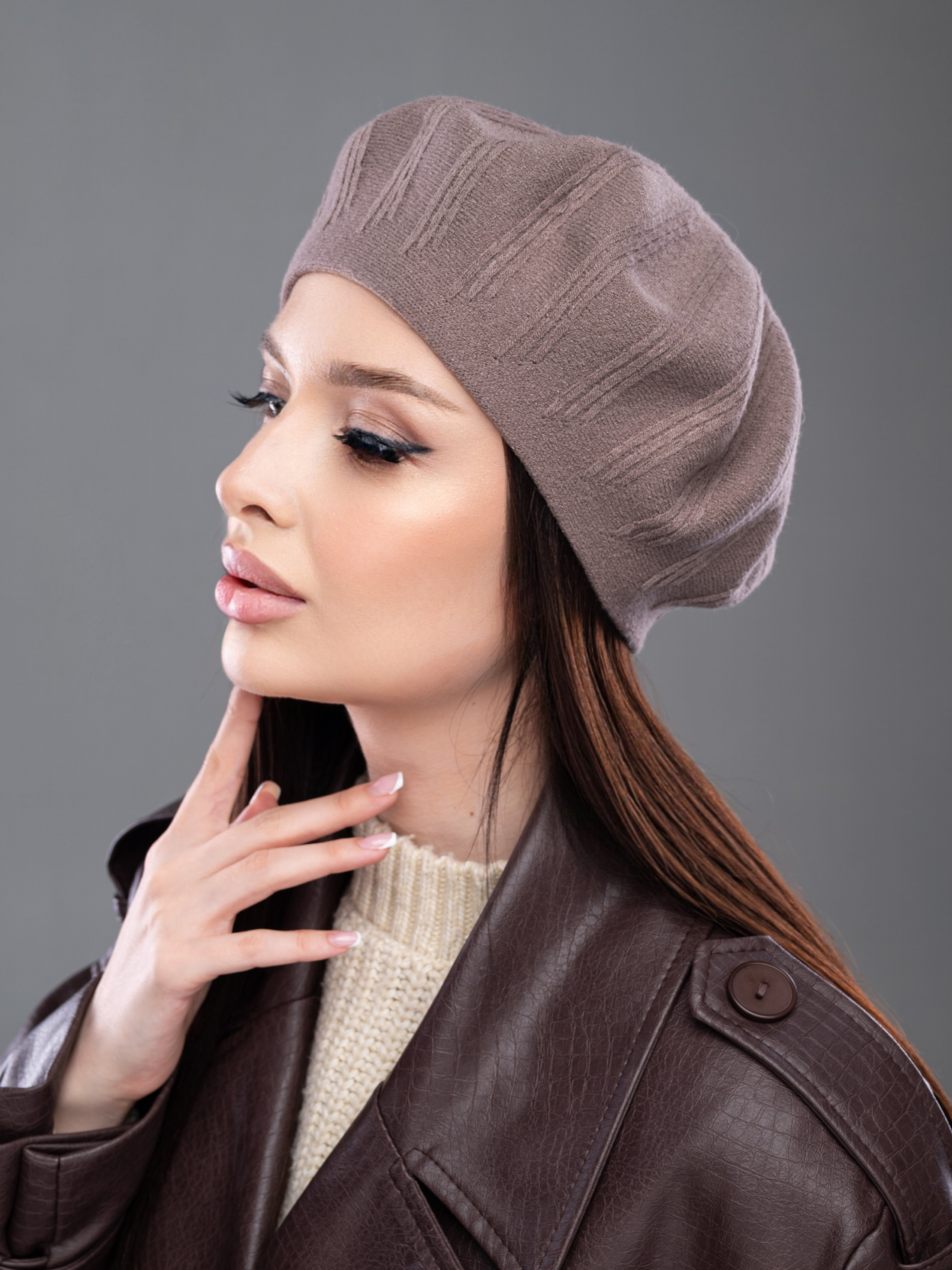 Береты. Предметный фотограф, фото для маркетплейсов Пятигорск, КМВ