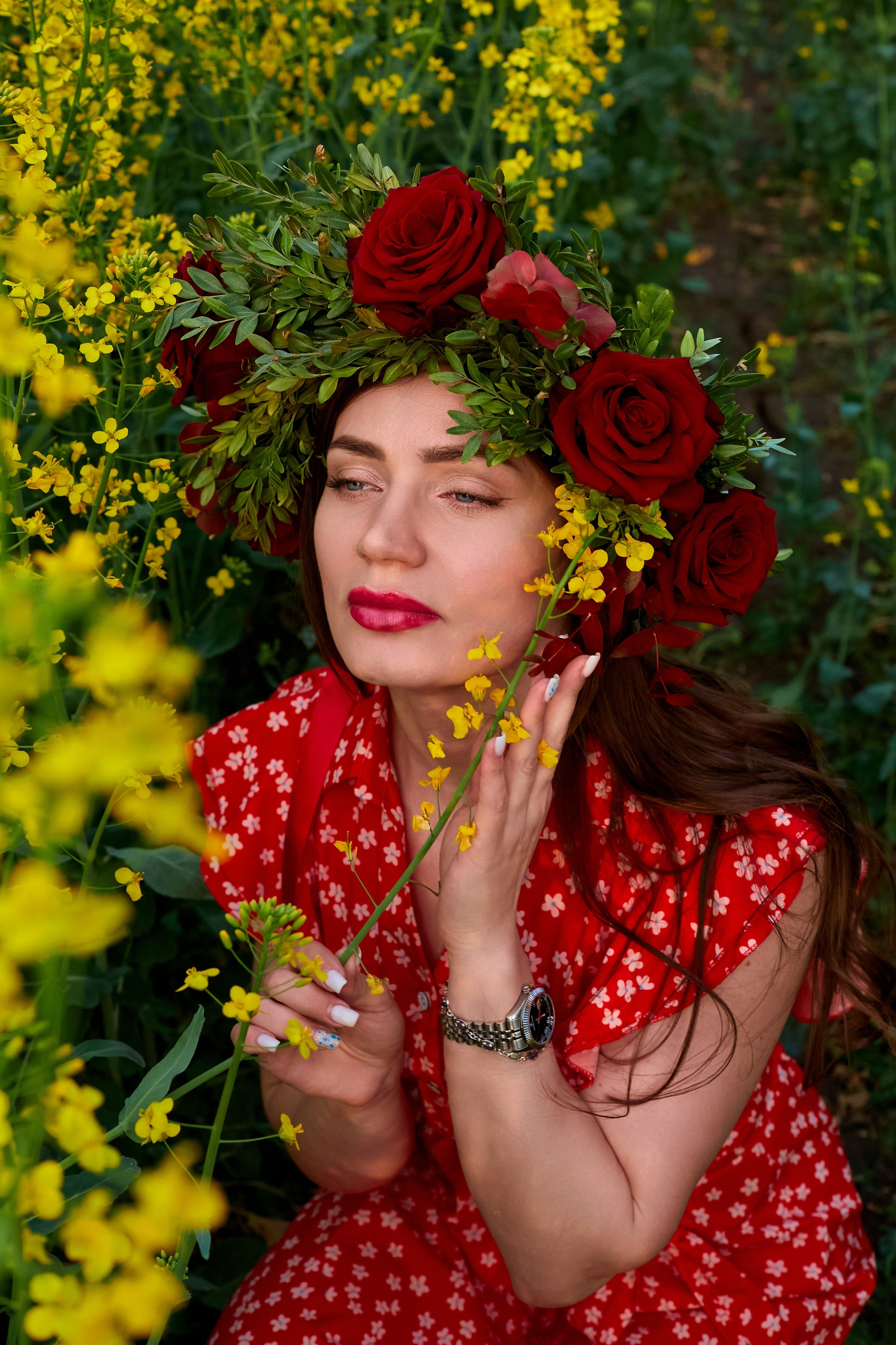 «Алый венок на желтом поле». Свадебный и креативный фотограф в ЮФО и МСК