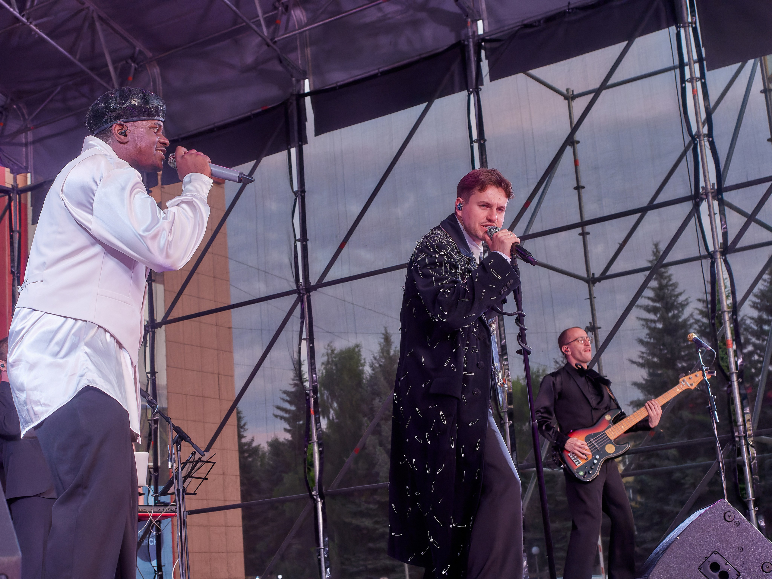 День города Айвазовский Оркестра и шоу барабанщиков. Семейный и детский фотограф в Междуреченск Олег Бамбульский