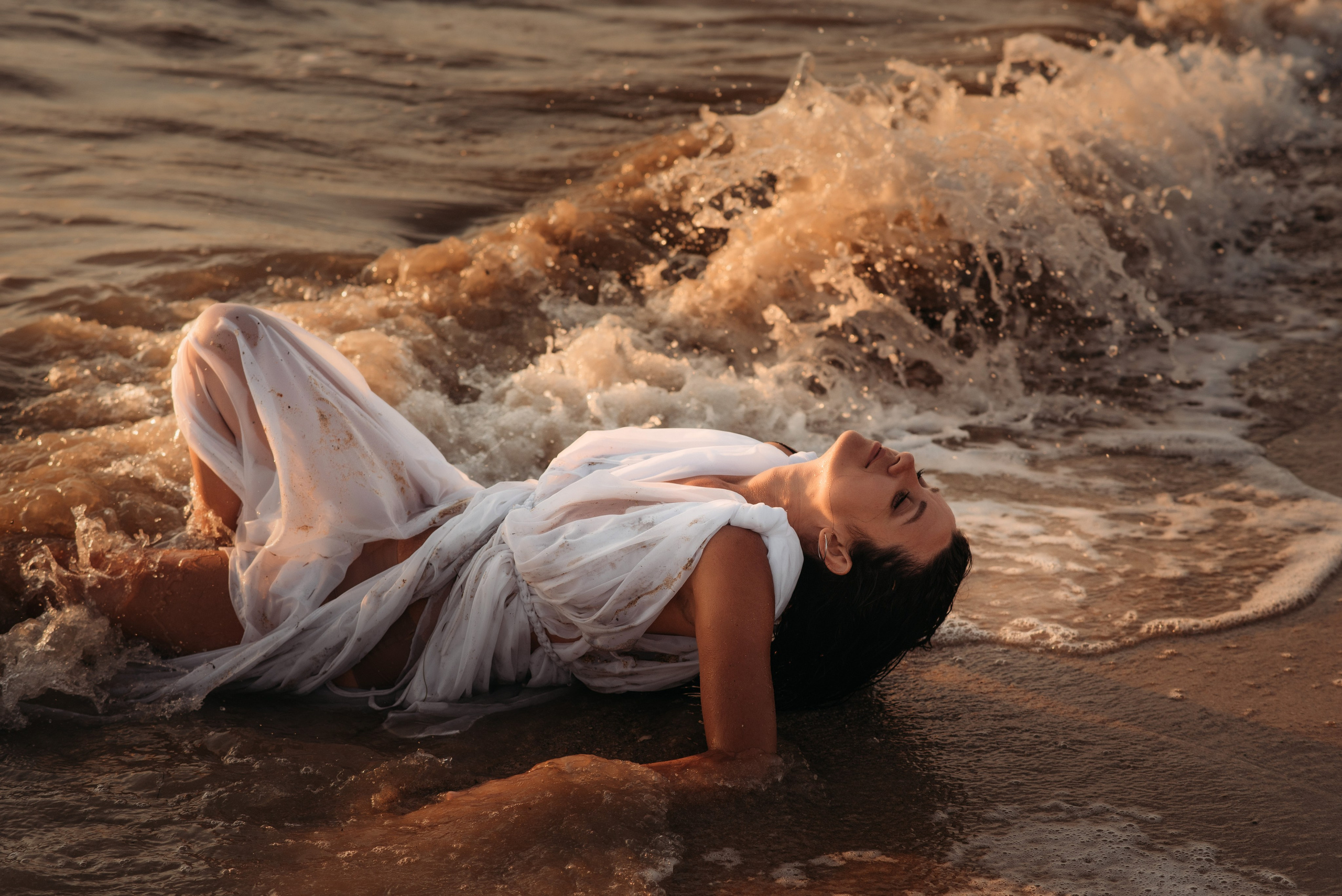 Елена на закате. Детский и семейный фотограф выпускной альбом Приморско-Ахтарск