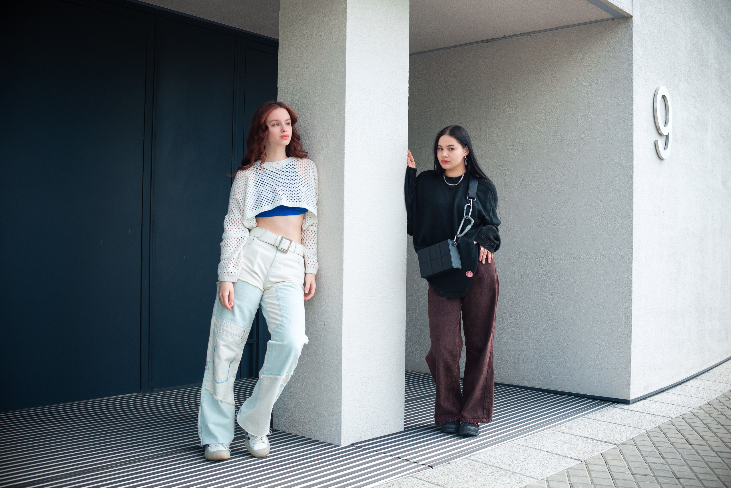 Выпускные альбомы 11 класс. Семейный фотограф на выписку из роддома и крещение Минск Настя Гришук