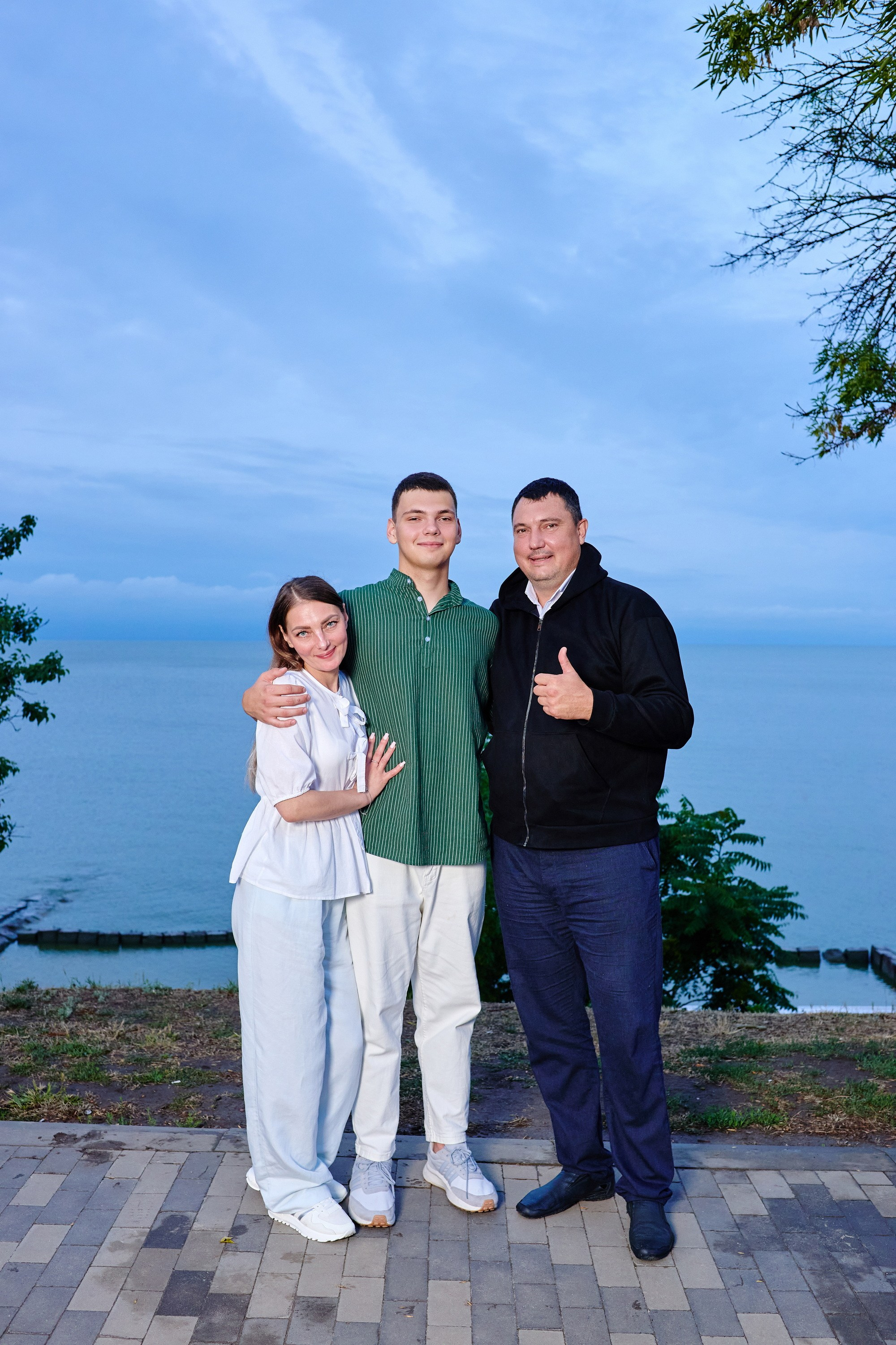 Выпускной 35 Сош. Фотограф Выпускные альбомы Таганрог Сергей Коробченко