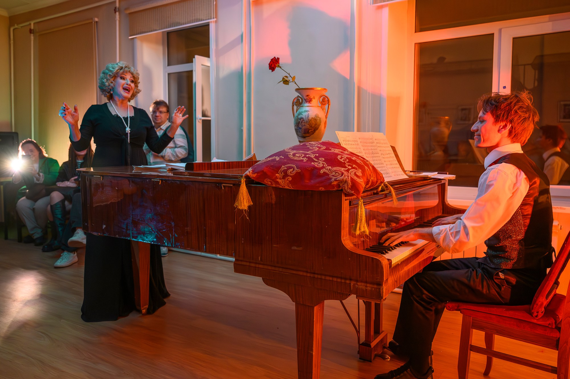 Репортажная съемка мероприятия «Ночь театров» в Московском театре оперетты. 2025. Фотограф Анна Мельникова | Москва