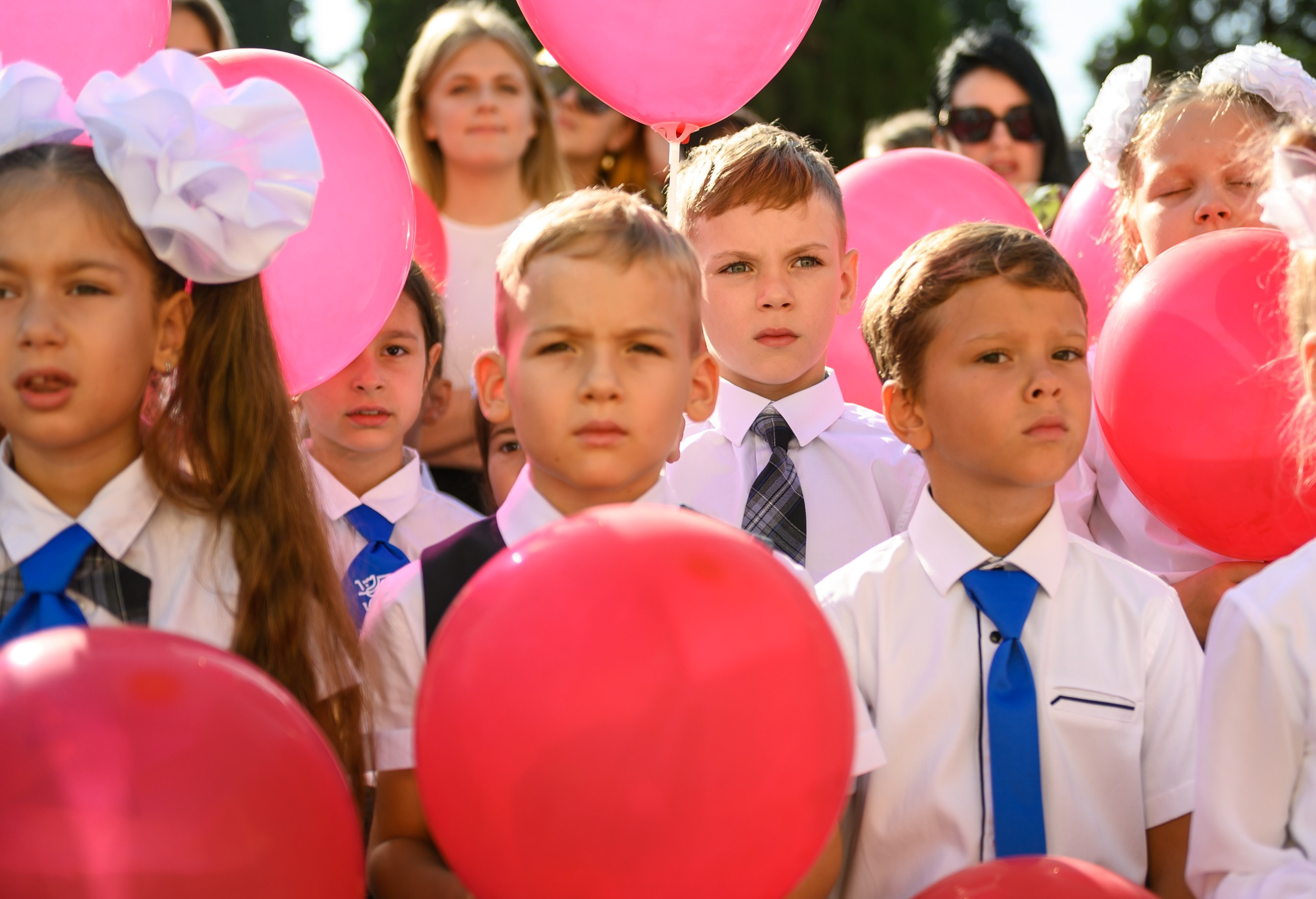Первый раз в первый класс школа Страховой. Свадебный и семейный фотограф София Невская