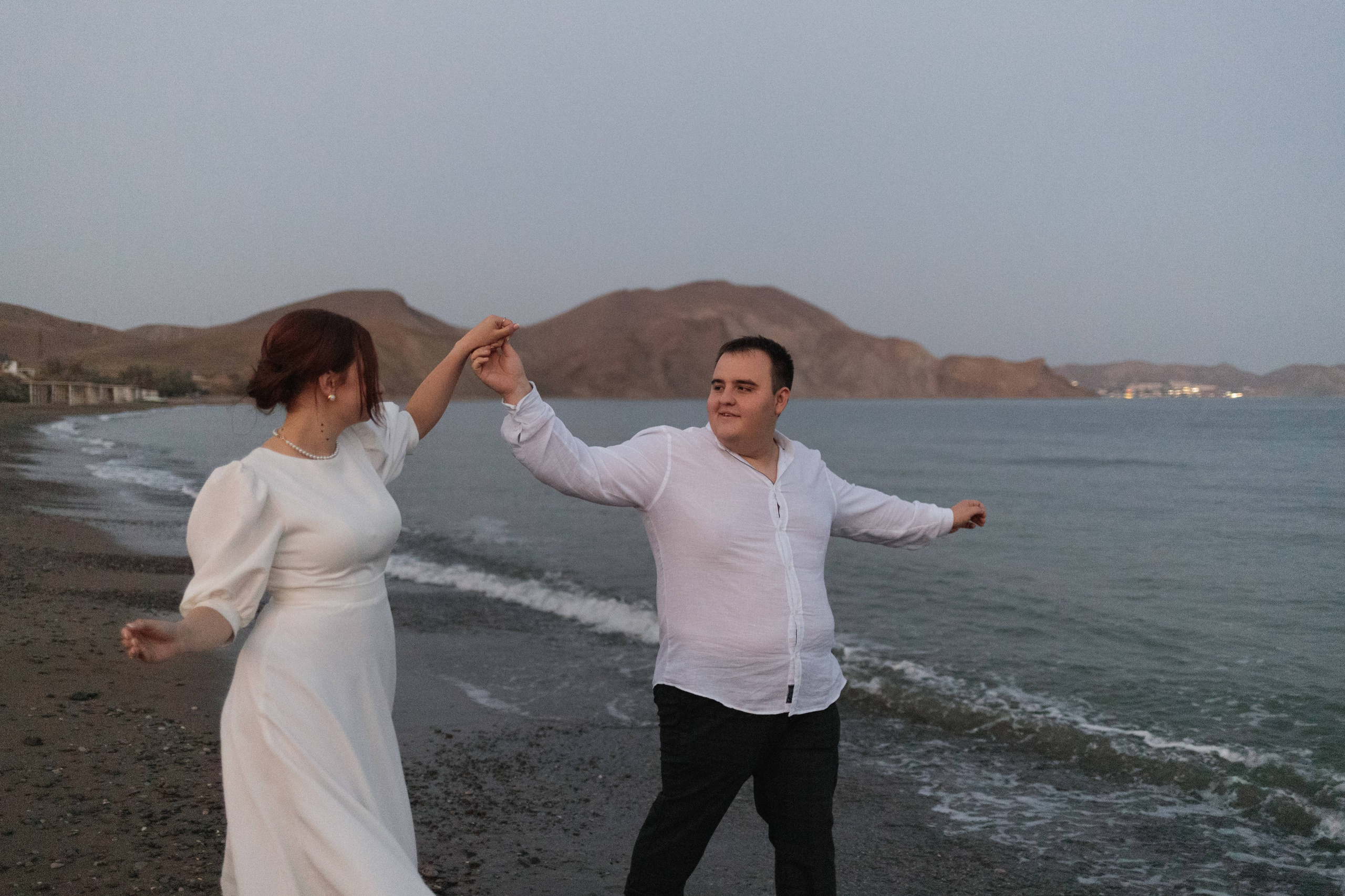 Свадебная фотосессия в районе мыса Хамелеон🖤. Свадебный фотограф Мироманов Николай в Крыму