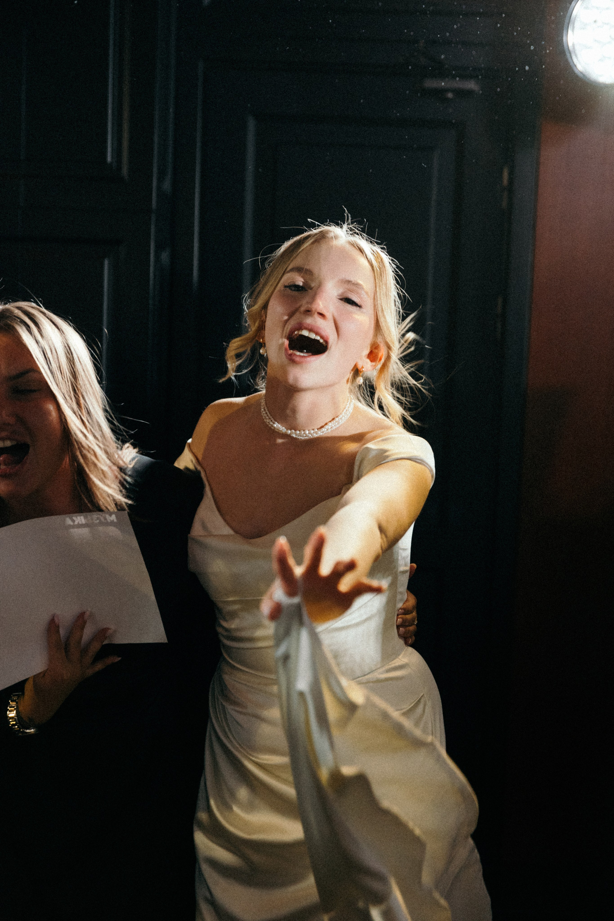 Свадьба в Питере. HELD BY LOVE. Фотограф в Астрахани Радмир Баймухамедов