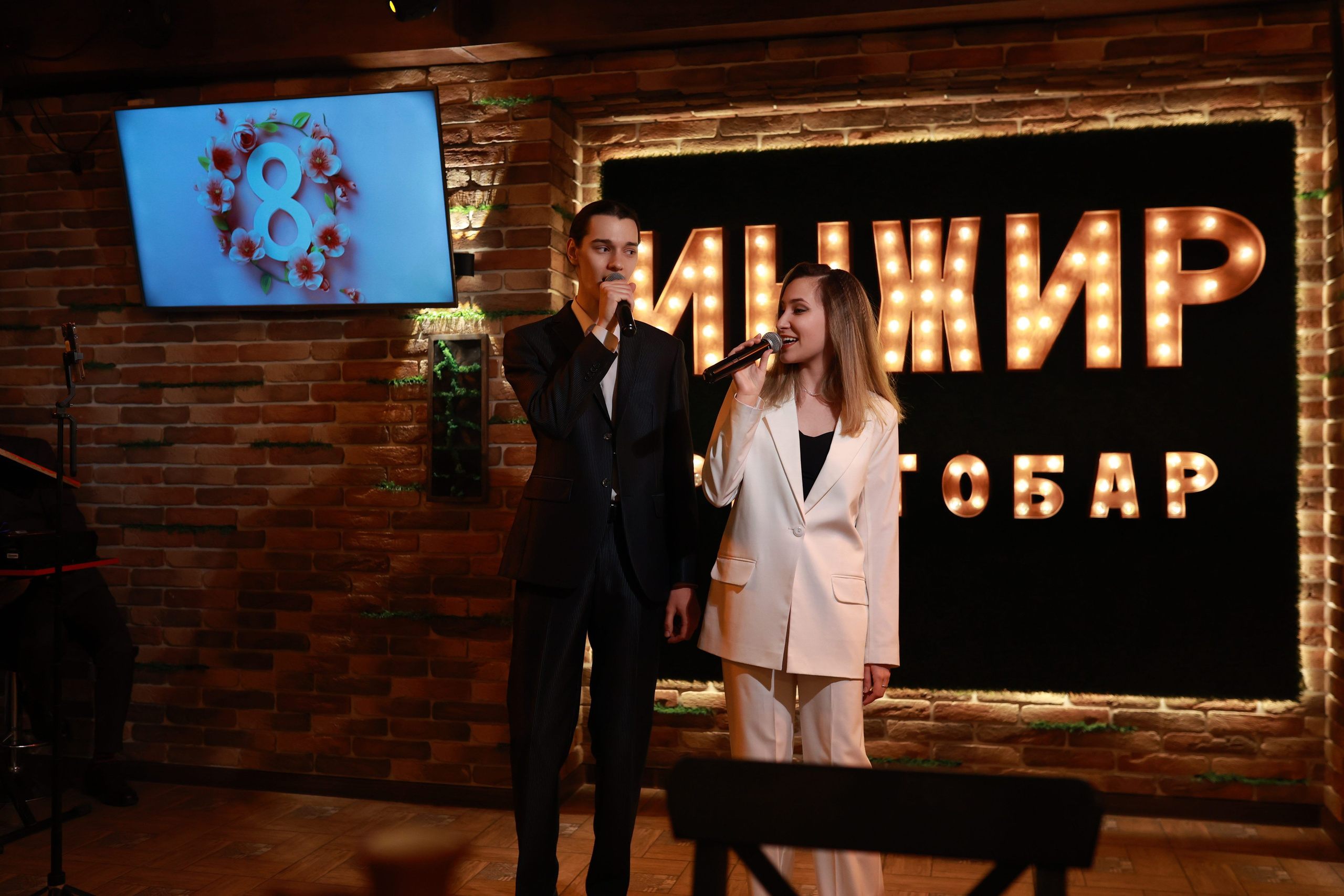 8 марта «Инжир». Andrey Pospelove. Фотограф в Саратове