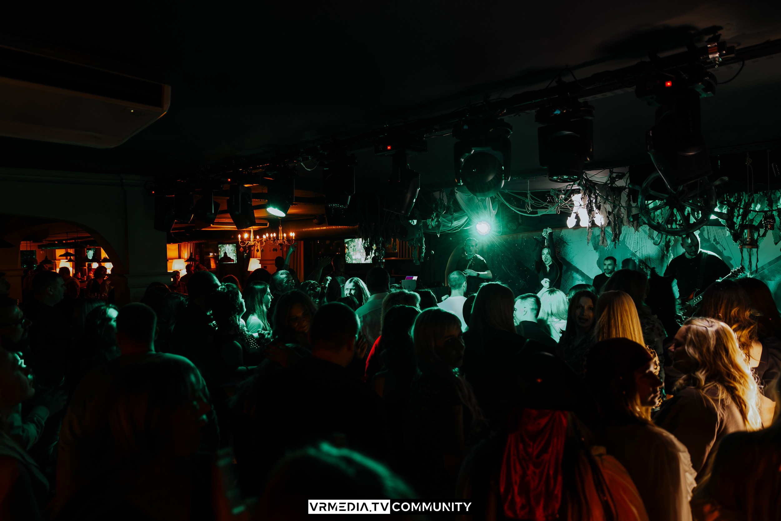 Ресторан «Мюнхен»: Часть команды — часть корабля