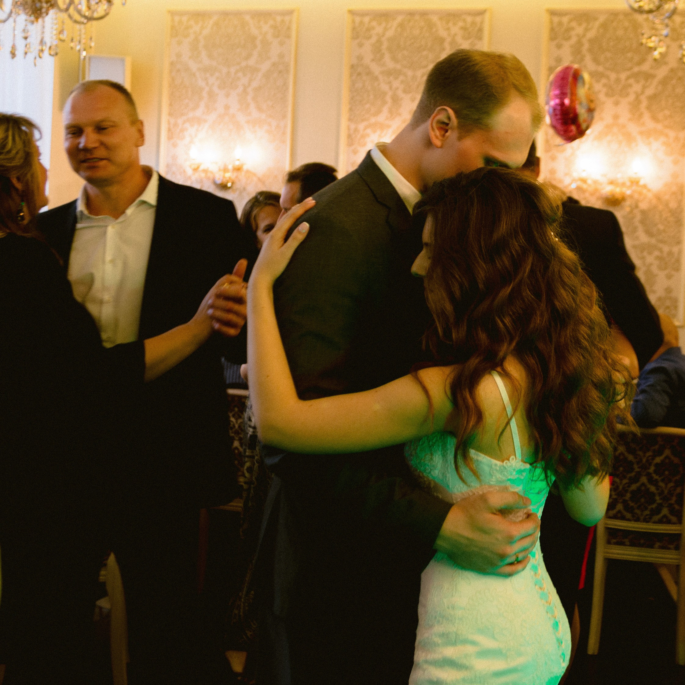 Солнце, яблоки и лодка. Фотограф Серафим Крюков