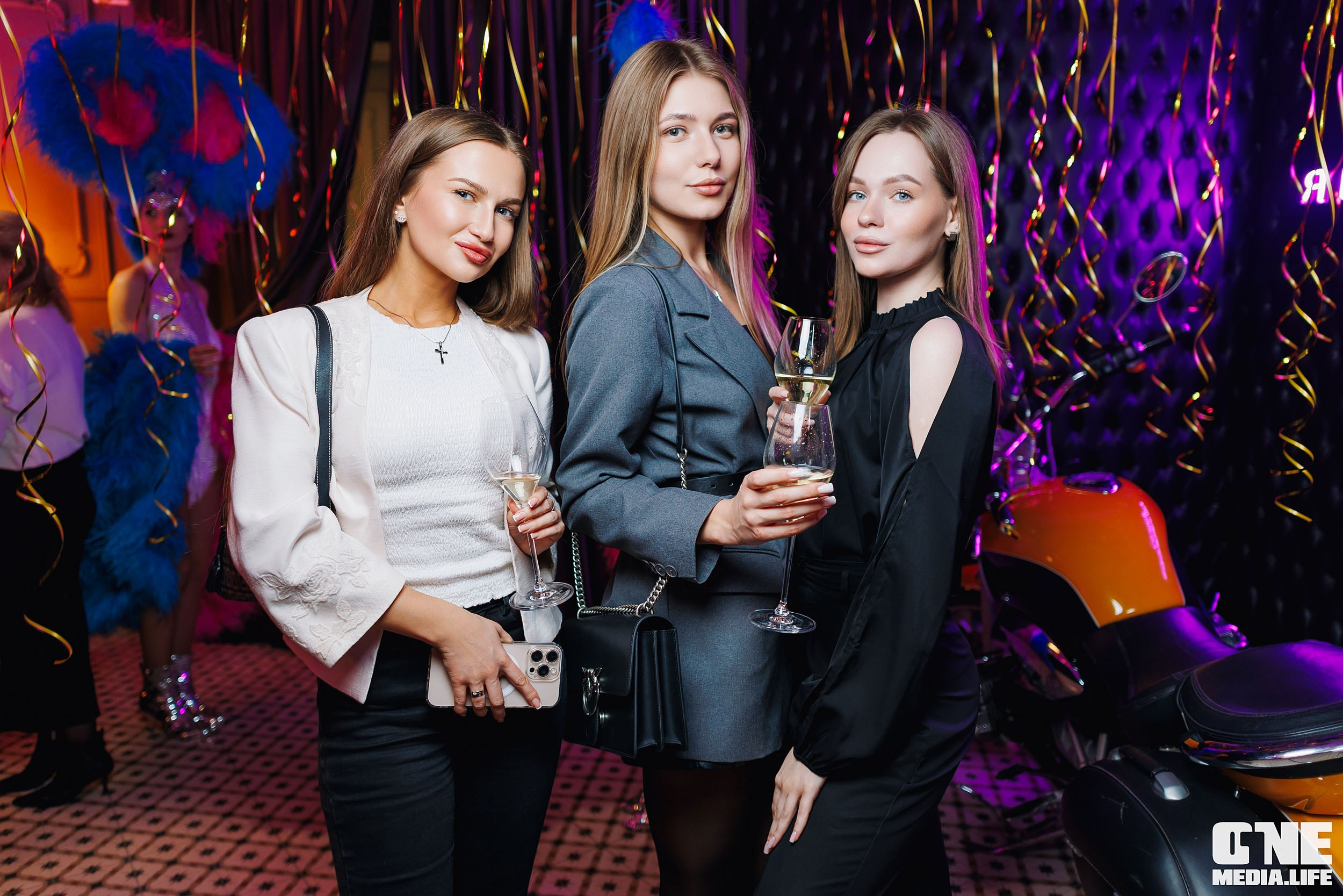 Фоторепортаж из караоке-клуба Белгравия. One Media Life: фоторепортажи, фотоотчеты с мероприятий и заведений