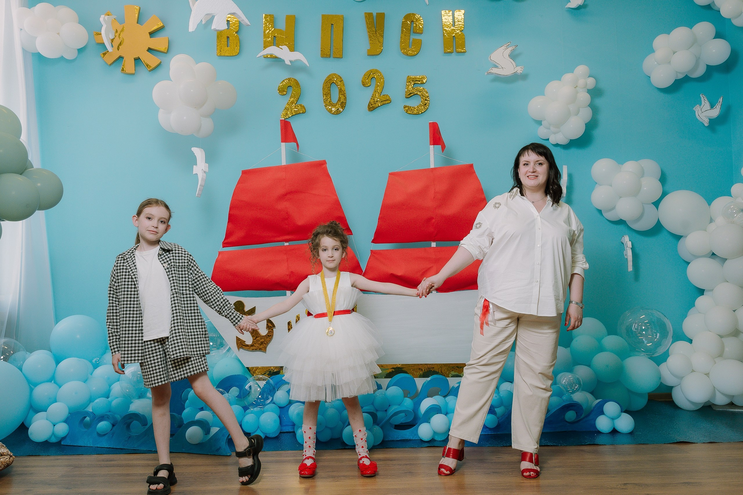 Выпускной 10 ДС. Выпускные альбомы Натальи Бутко: Новороссийск, Анапа, Геленджик